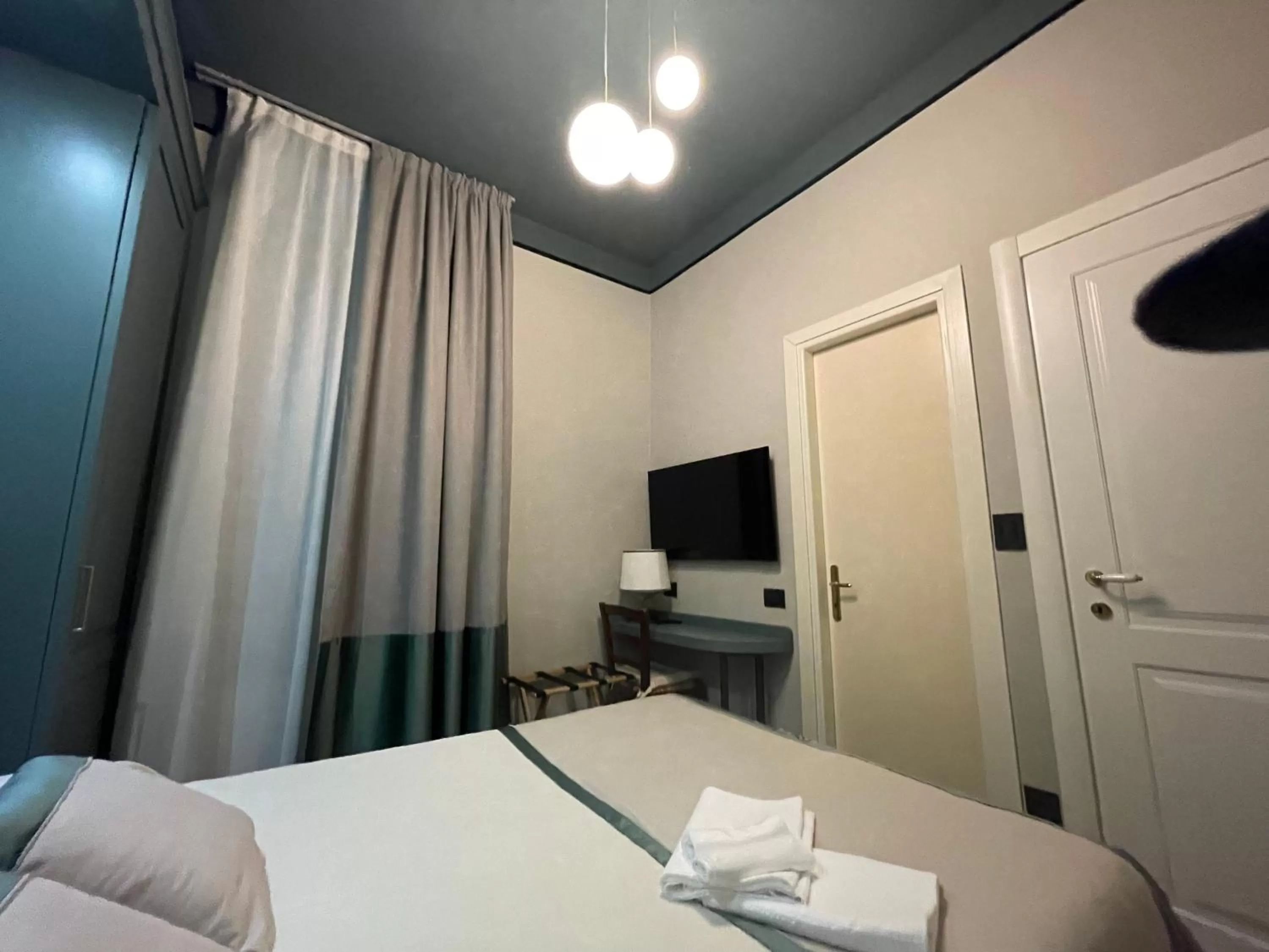 Photo of the whole room, Bed in Villa Margherita