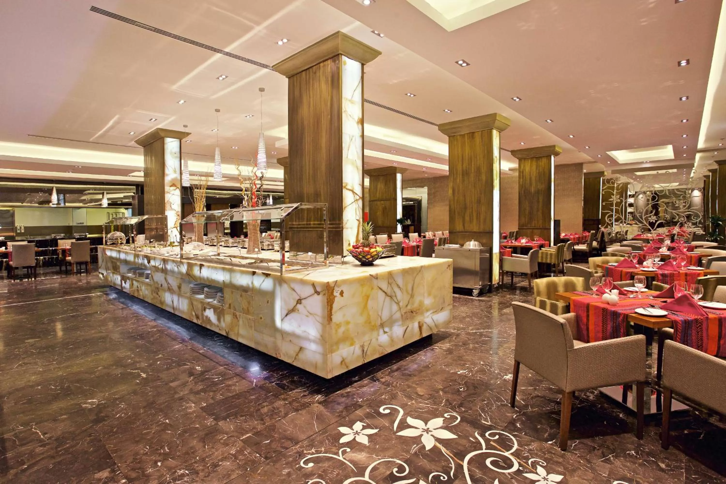 Restaurant/places to eat in Crowne Plaza Jeddah by IHG