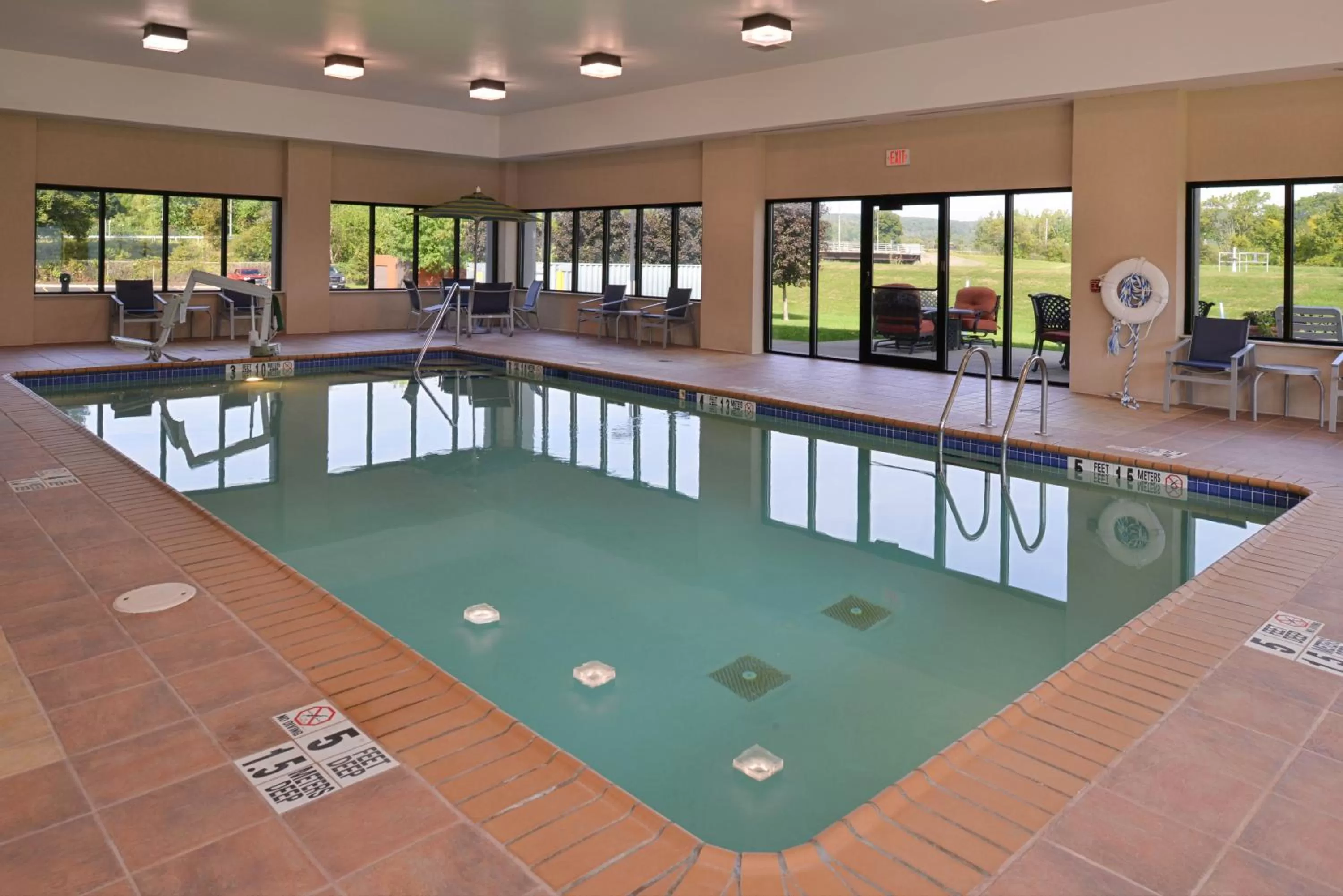 Swimming pool in Holiday Inn Express Olean by IHG