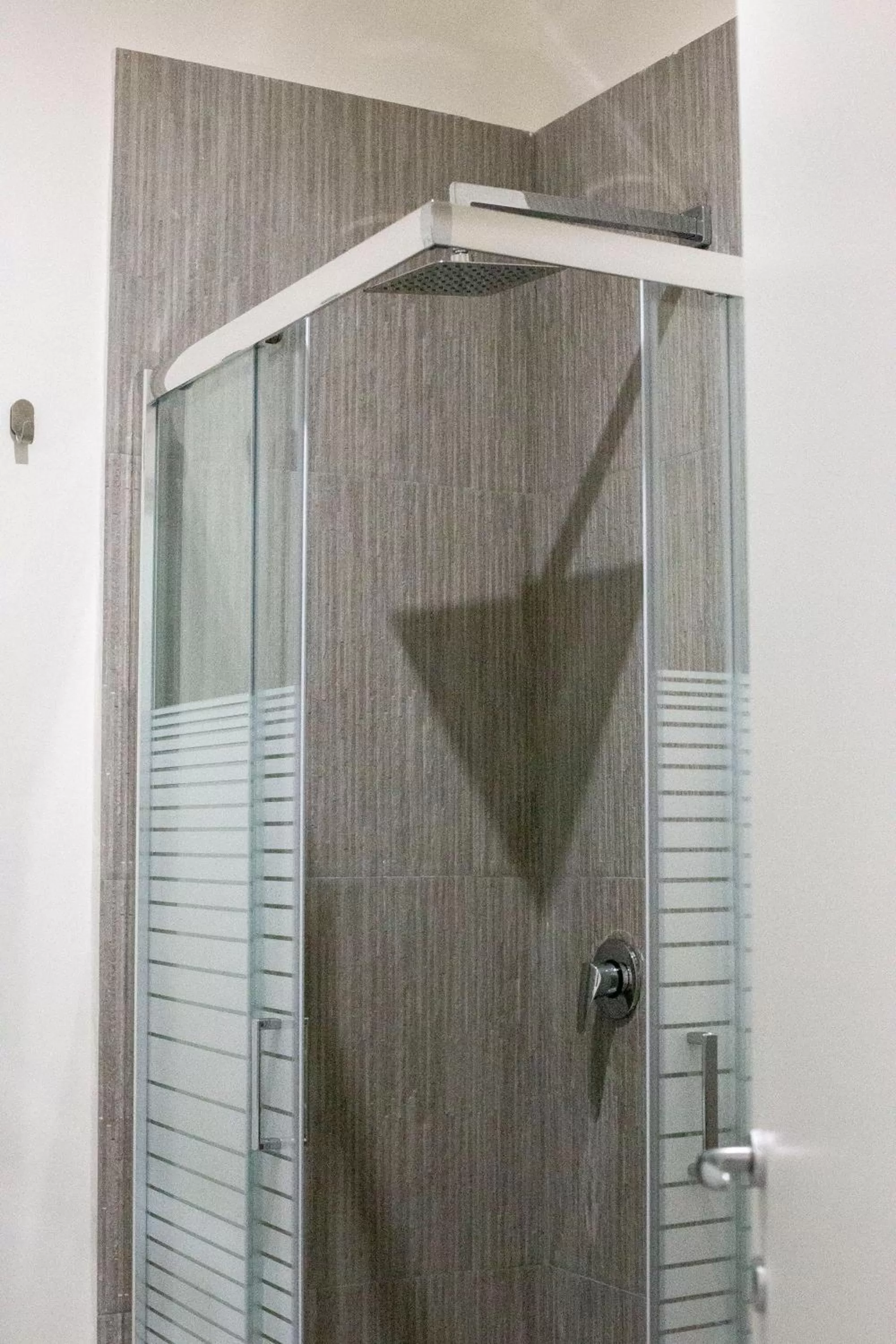 Shower, Bathroom in Mamì B&B