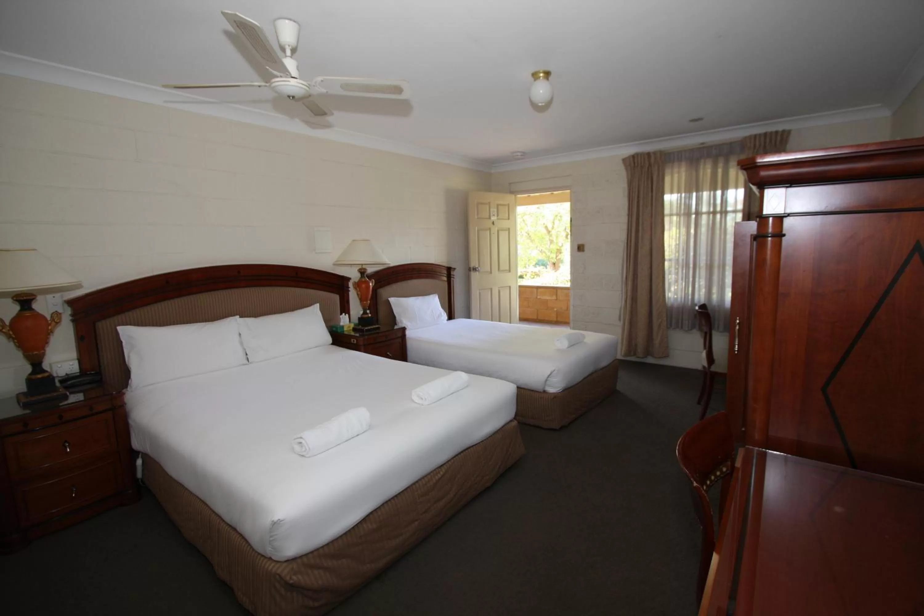 Photo of the whole room, Bed in Picton Valley Motel Australia