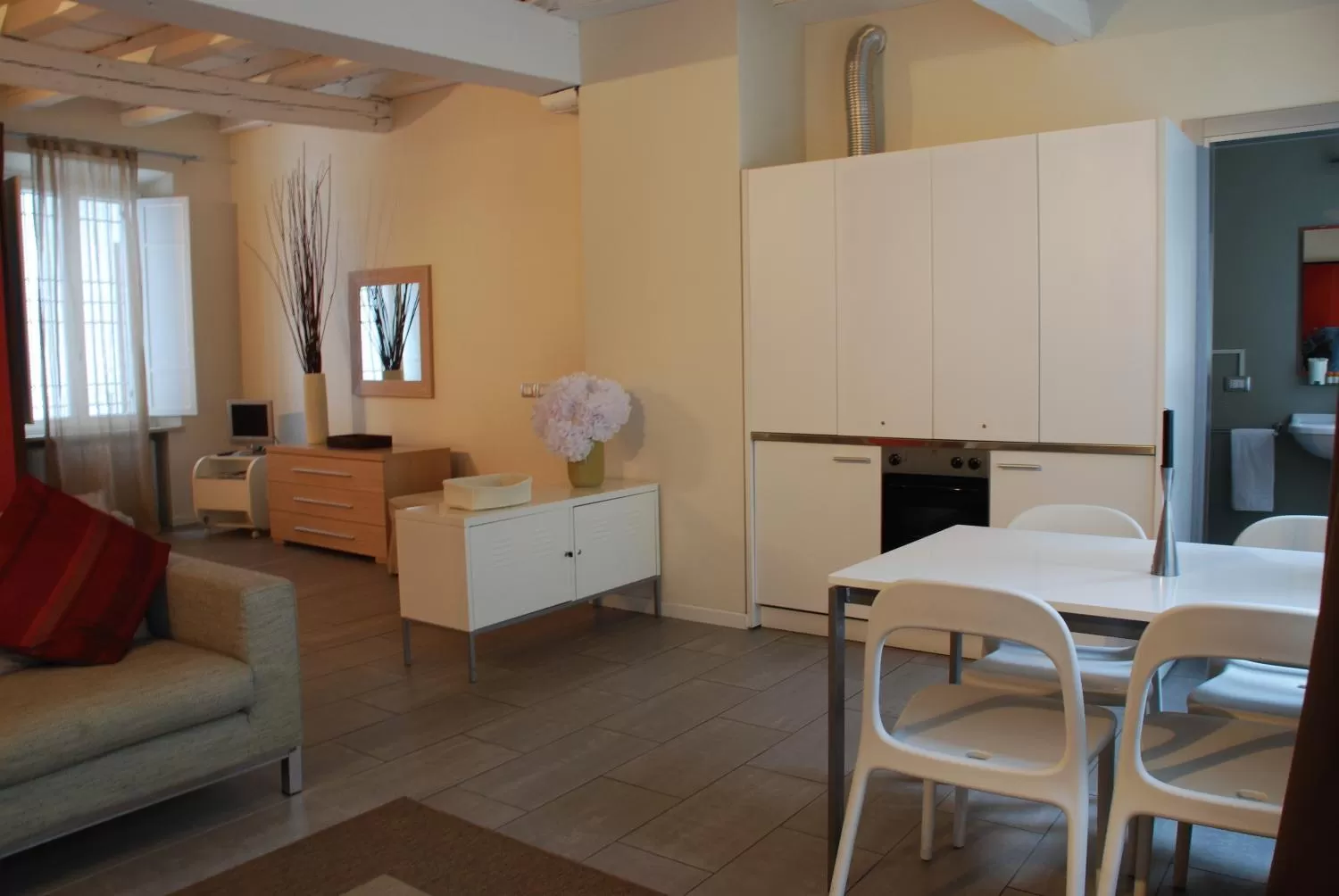 Photo of the whole room in Agorà Residenza