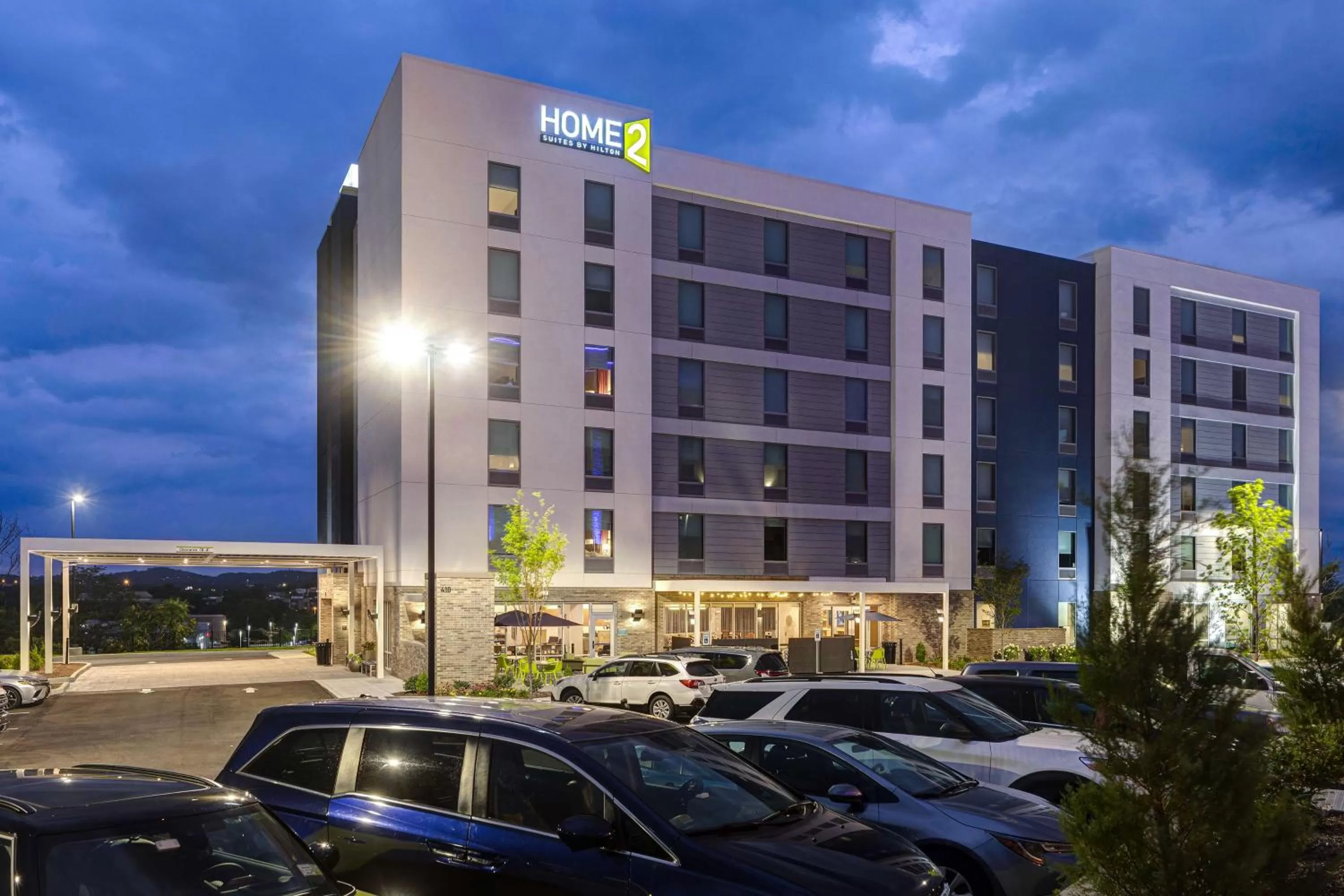 Property building in Home2 Suites By Hilton Nashville Downtown-Metrocenter