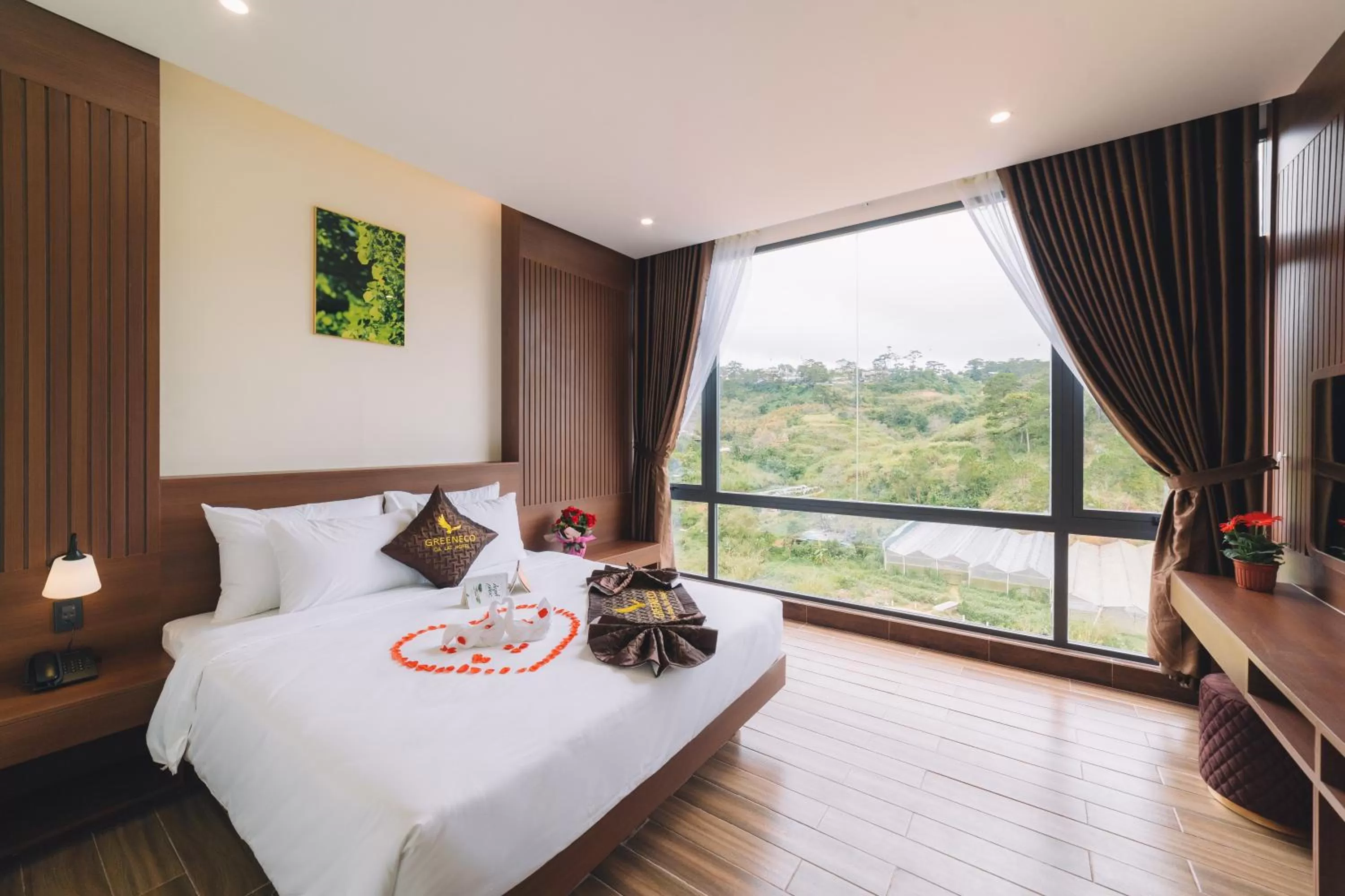 Natural landscape, Bed in GREENECO DA LAT HOTEL - Khách sạn Green Eco Đà Lạt
