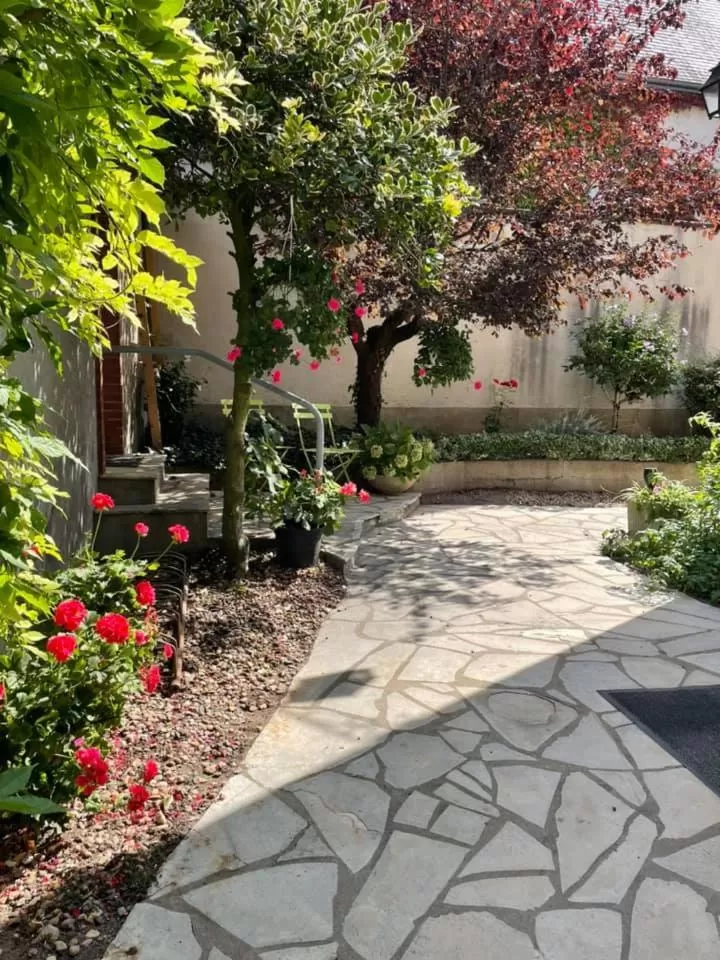 Garden in EVASION DE LOIRE