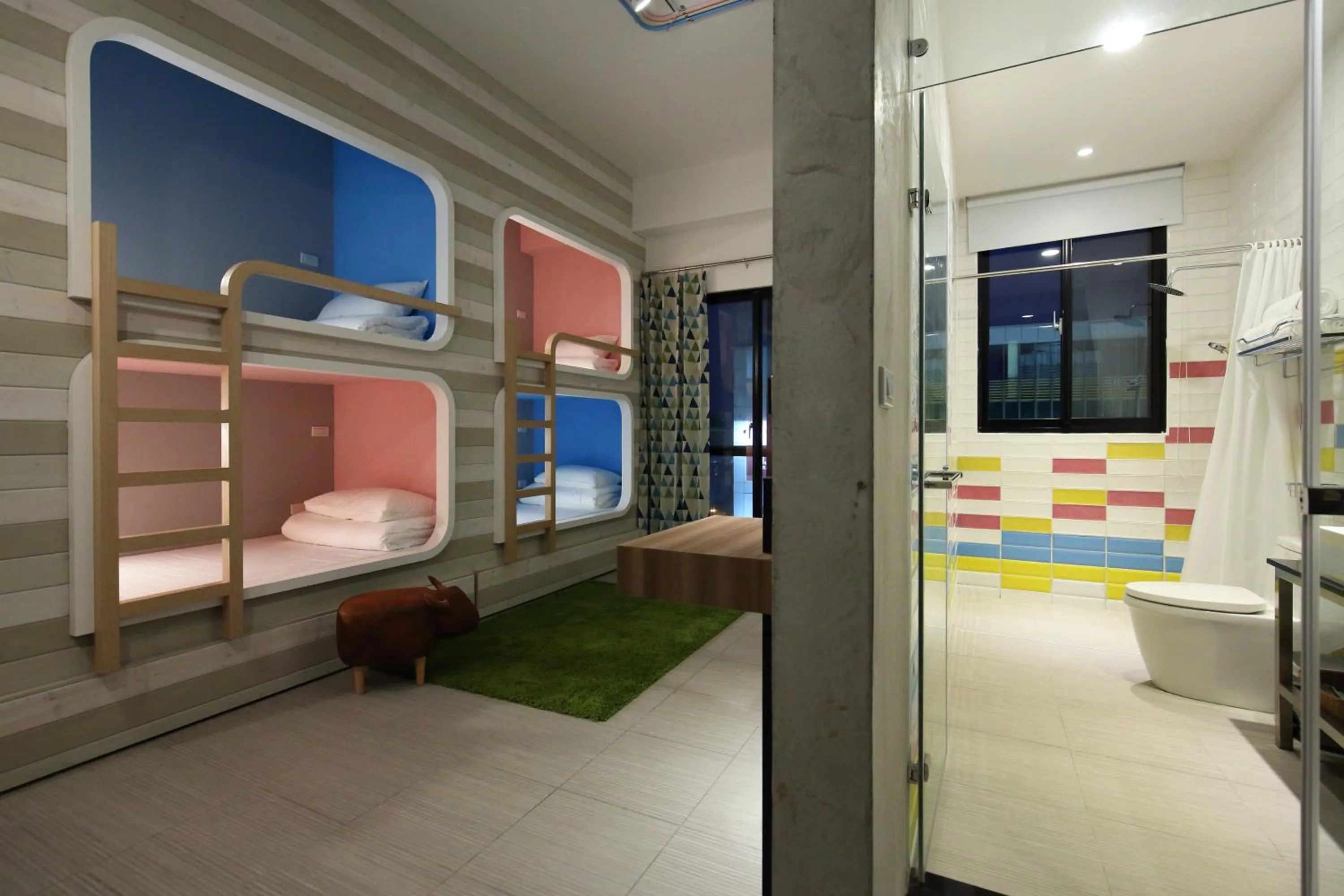 指南針民宿2178 & 工殿民宿2182