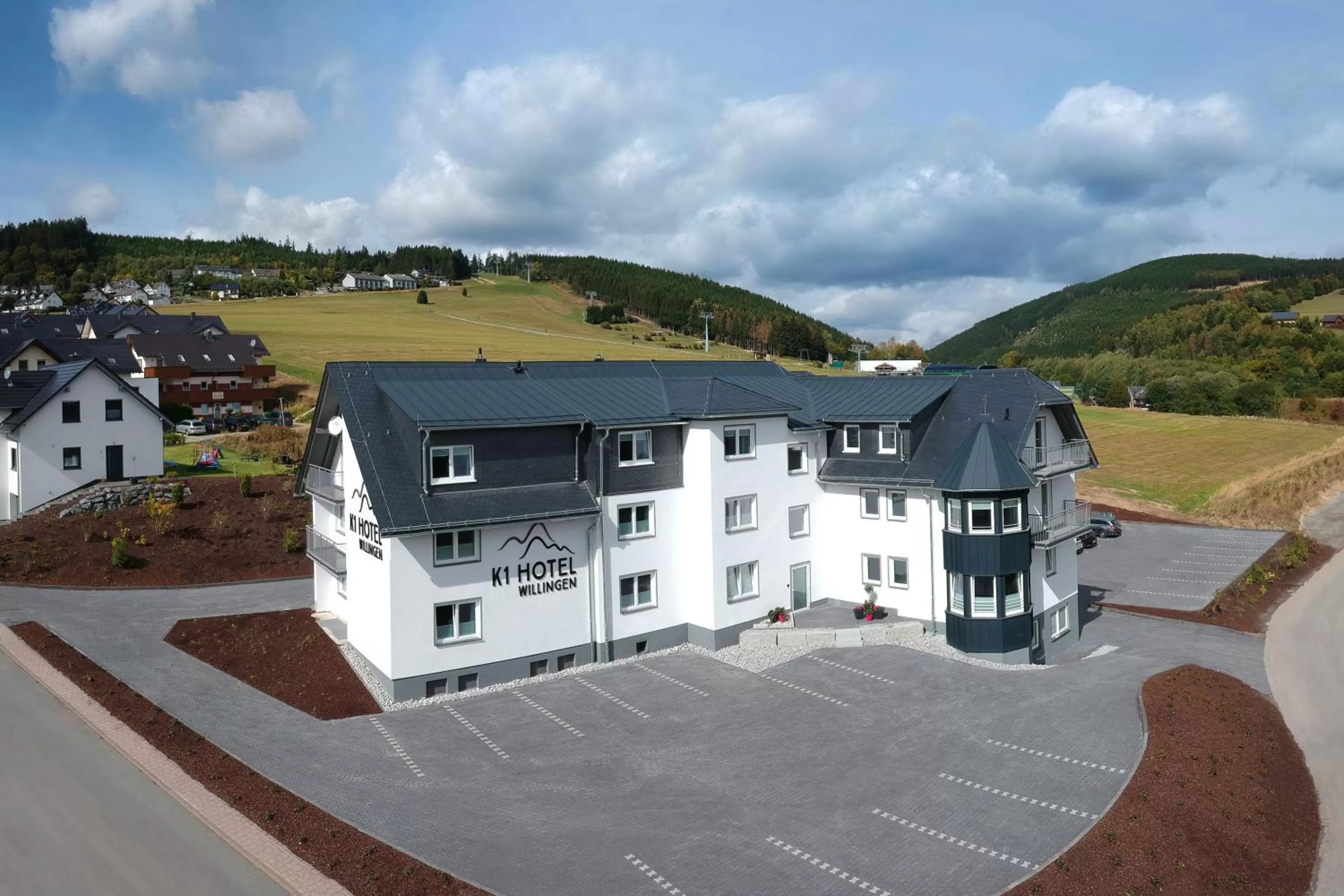 Facade/entrance in K1 Hotel Willingen
