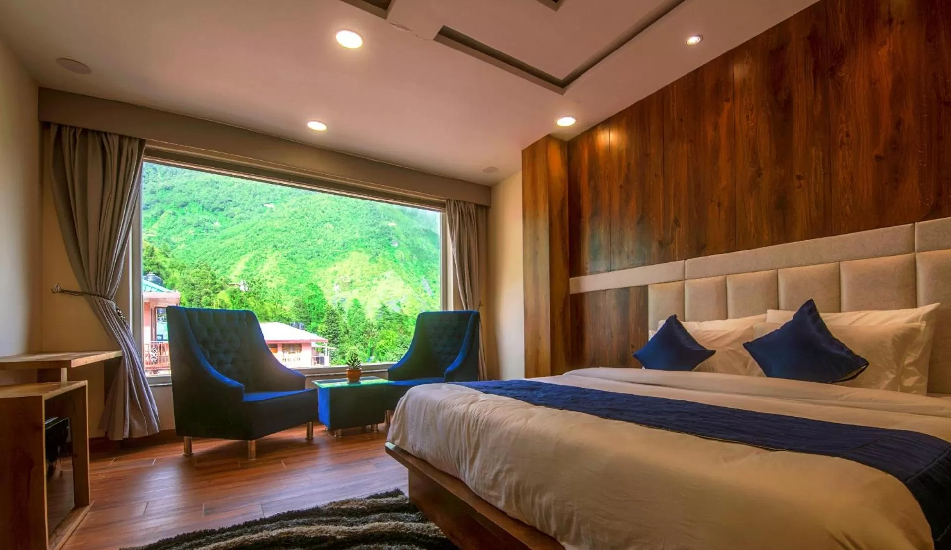 Photo of the whole room, Bed in Shivaay Morex- A Vegetarian Hotel