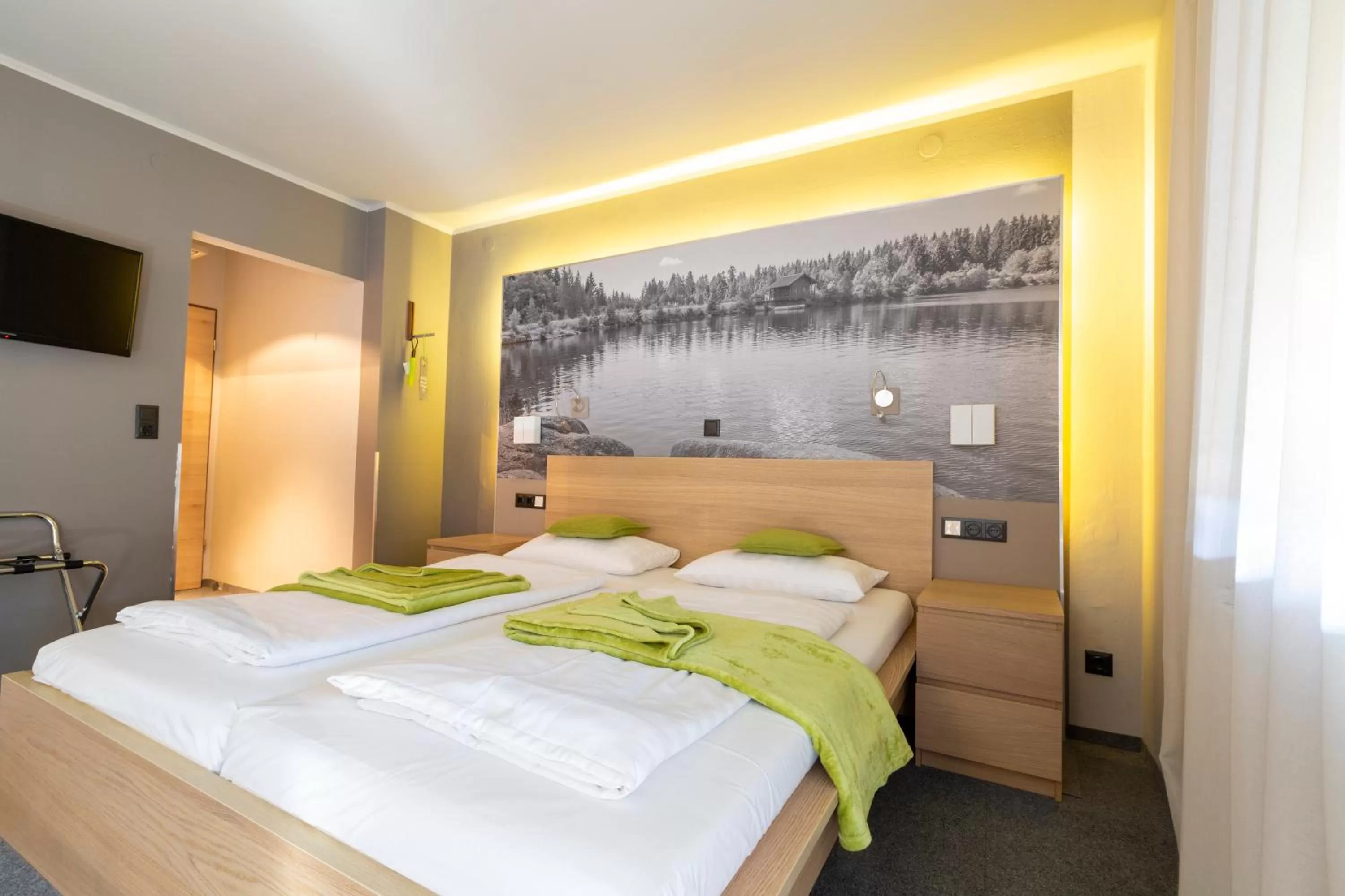 Property building, Bed in Hotel Restaurant Brigitte