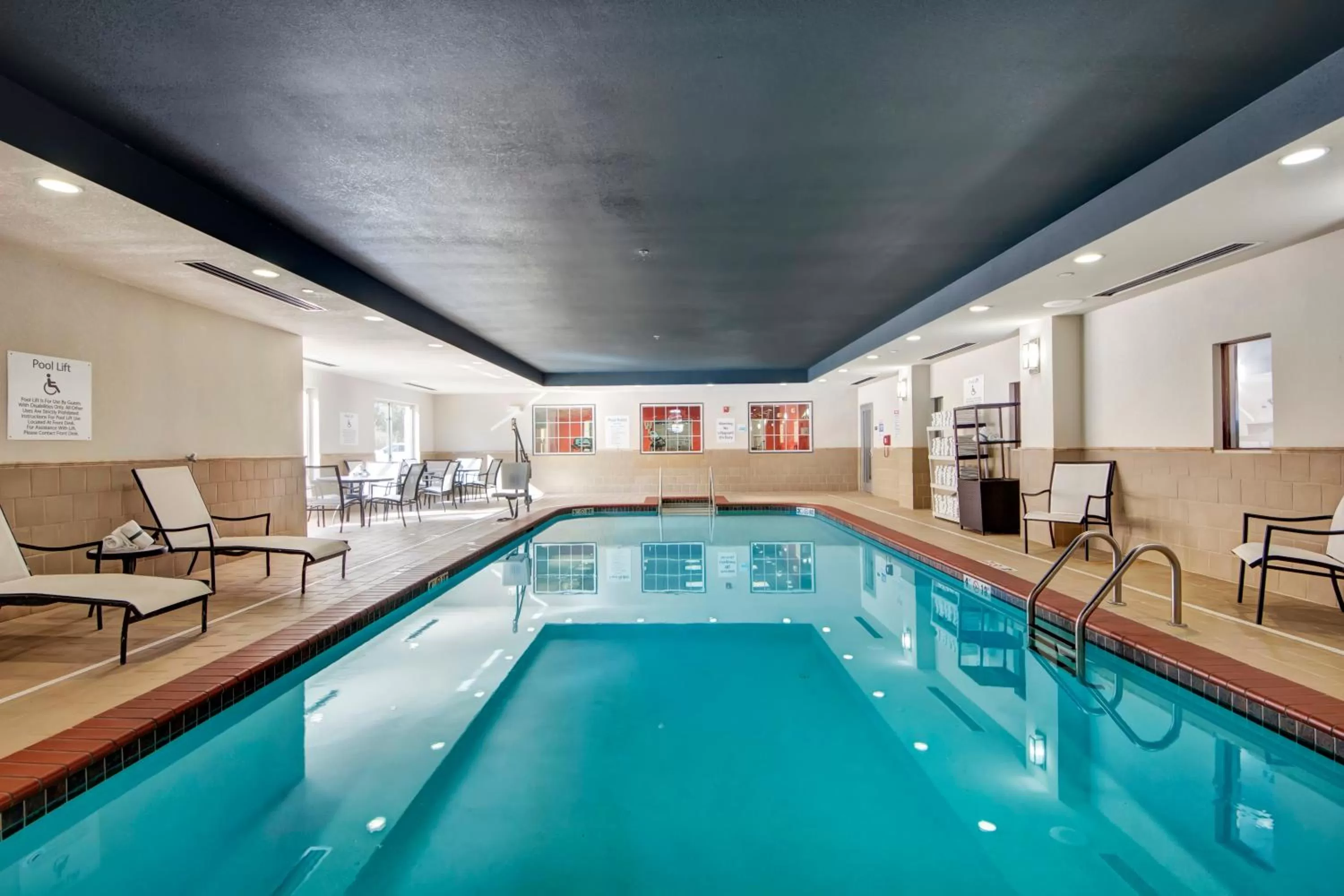 Swimming pool in Holiday Inn Express and Suites Oklahoma City North by IHG
