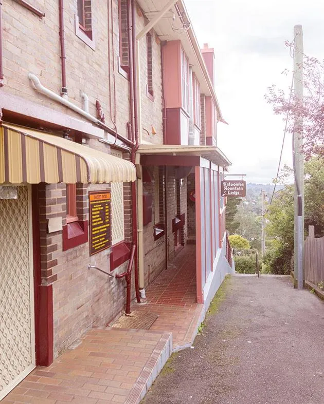 Property building in Katoomba Mountain Lodge