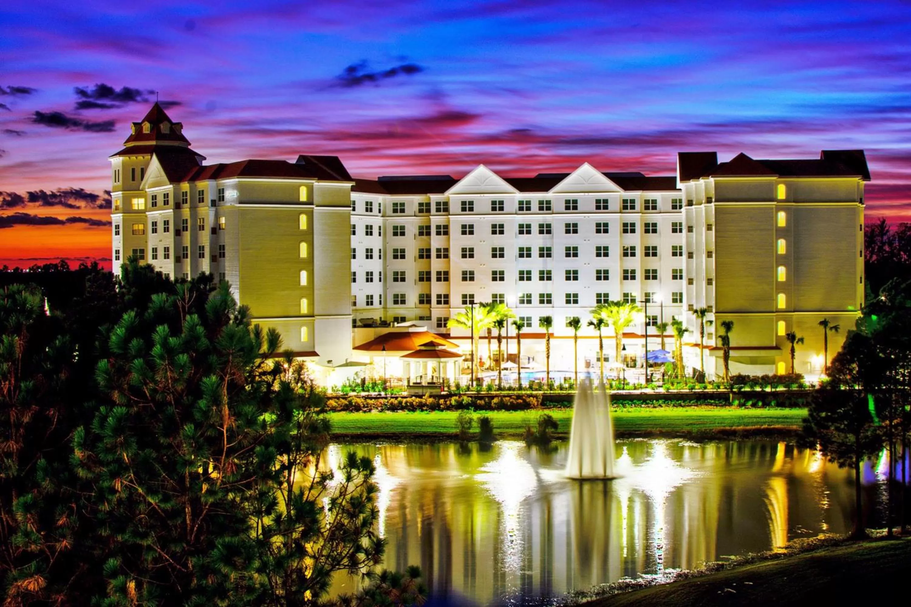 Property building in Residence Inn by Marriott Orlando at FLAMINGO CROSSINGS Town Center