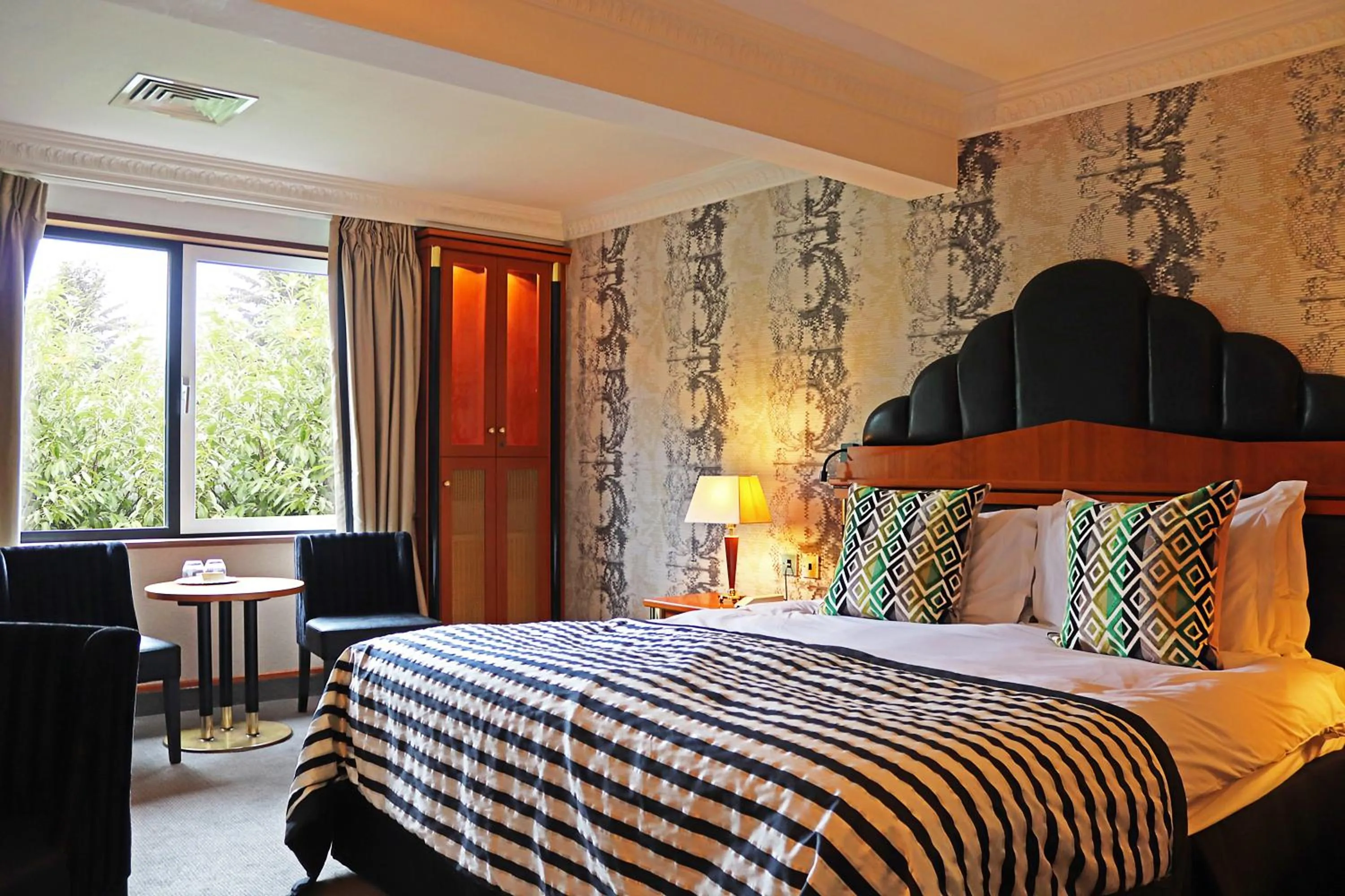 Bedroom, Bed in Fredrick's Hotel & Spa