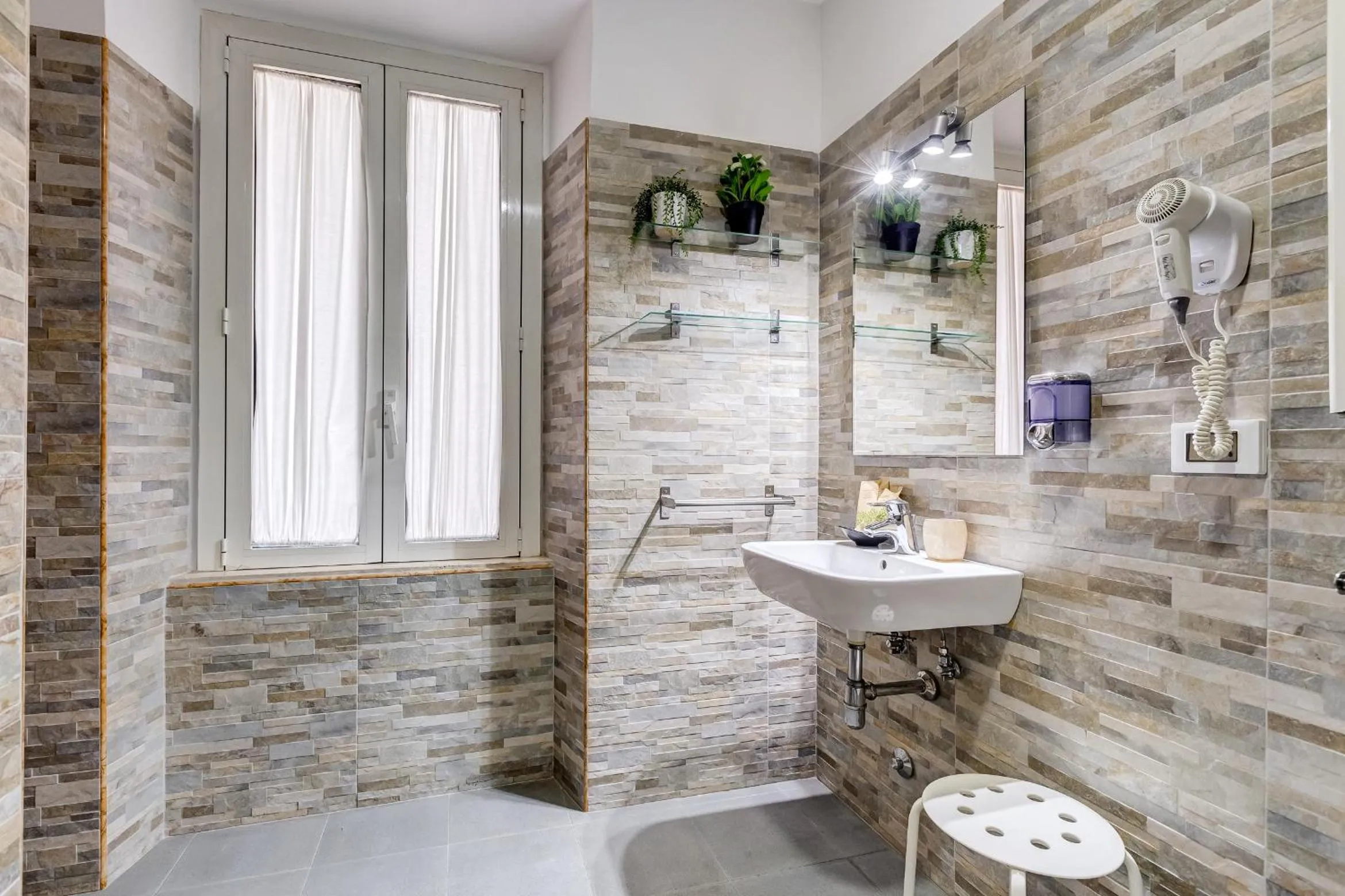 Ripetta Central Suites