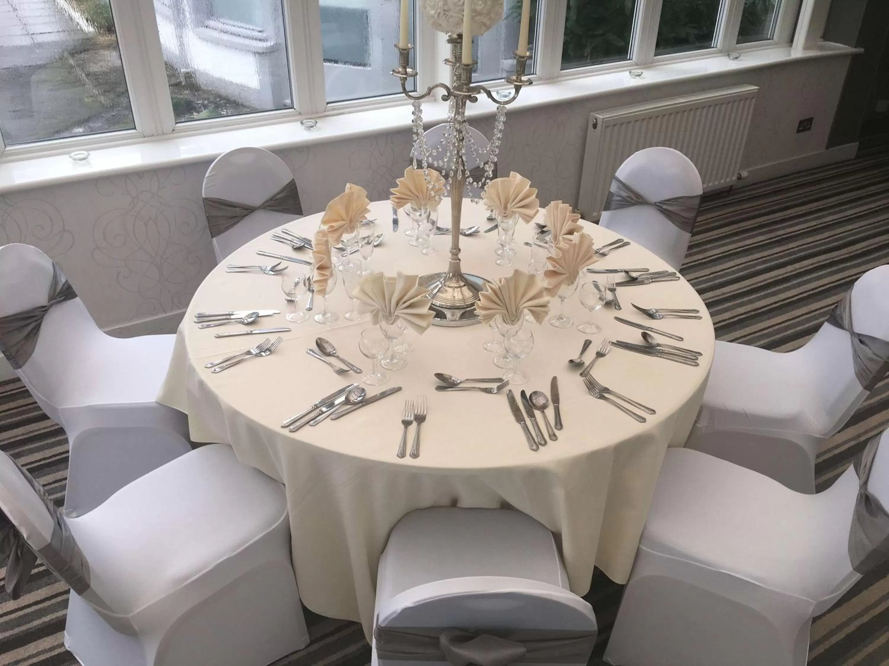 wedding in Dryfesdale Hotel - BW Signature Collection