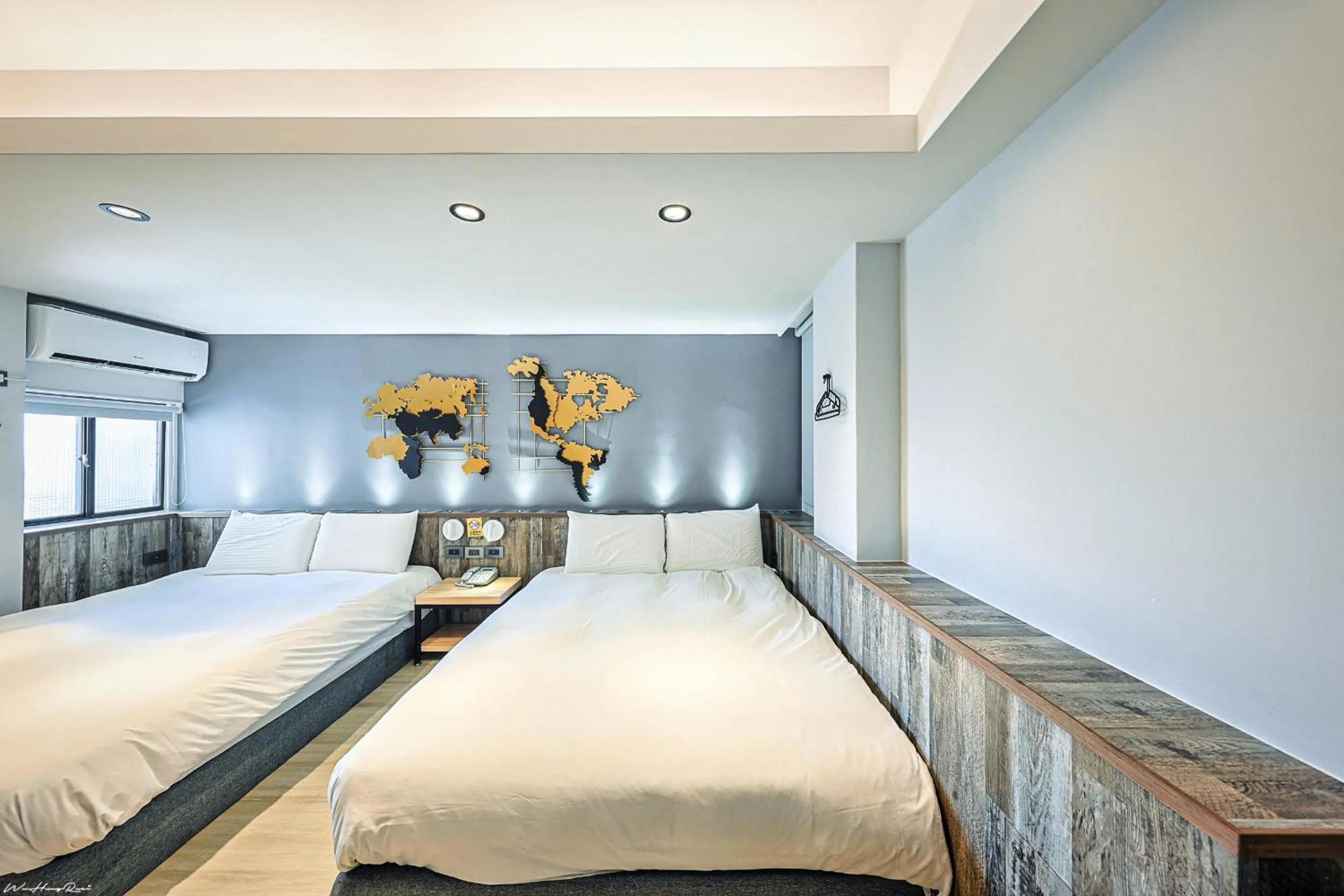 Bed in 亞馨文旅 近東大門夜市 有免費停車場 可自助入住