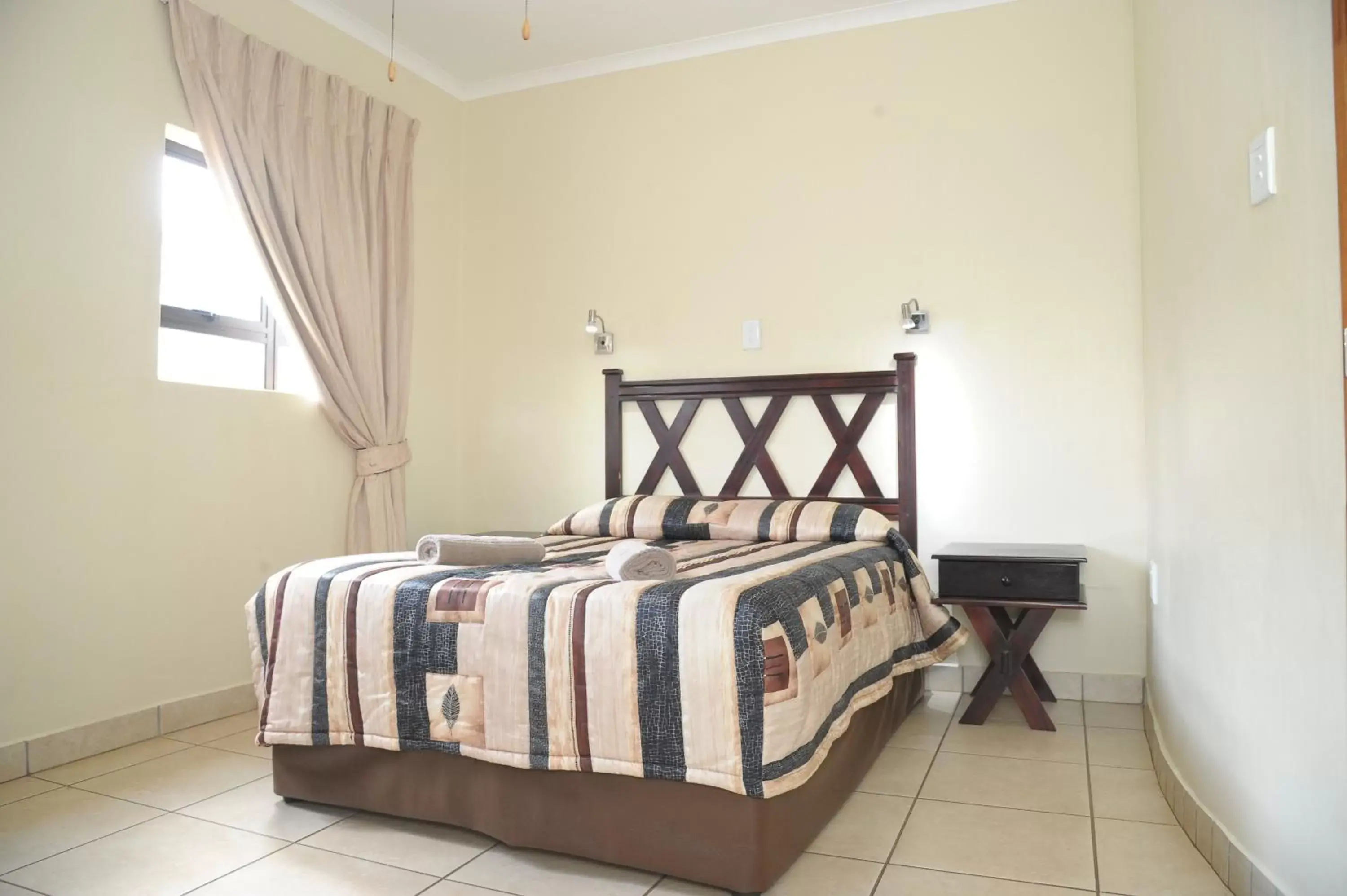 Bungalow with Garden View in ATKV Buffelspoort Bungalow with Garden View in ATKV Buffelspoort