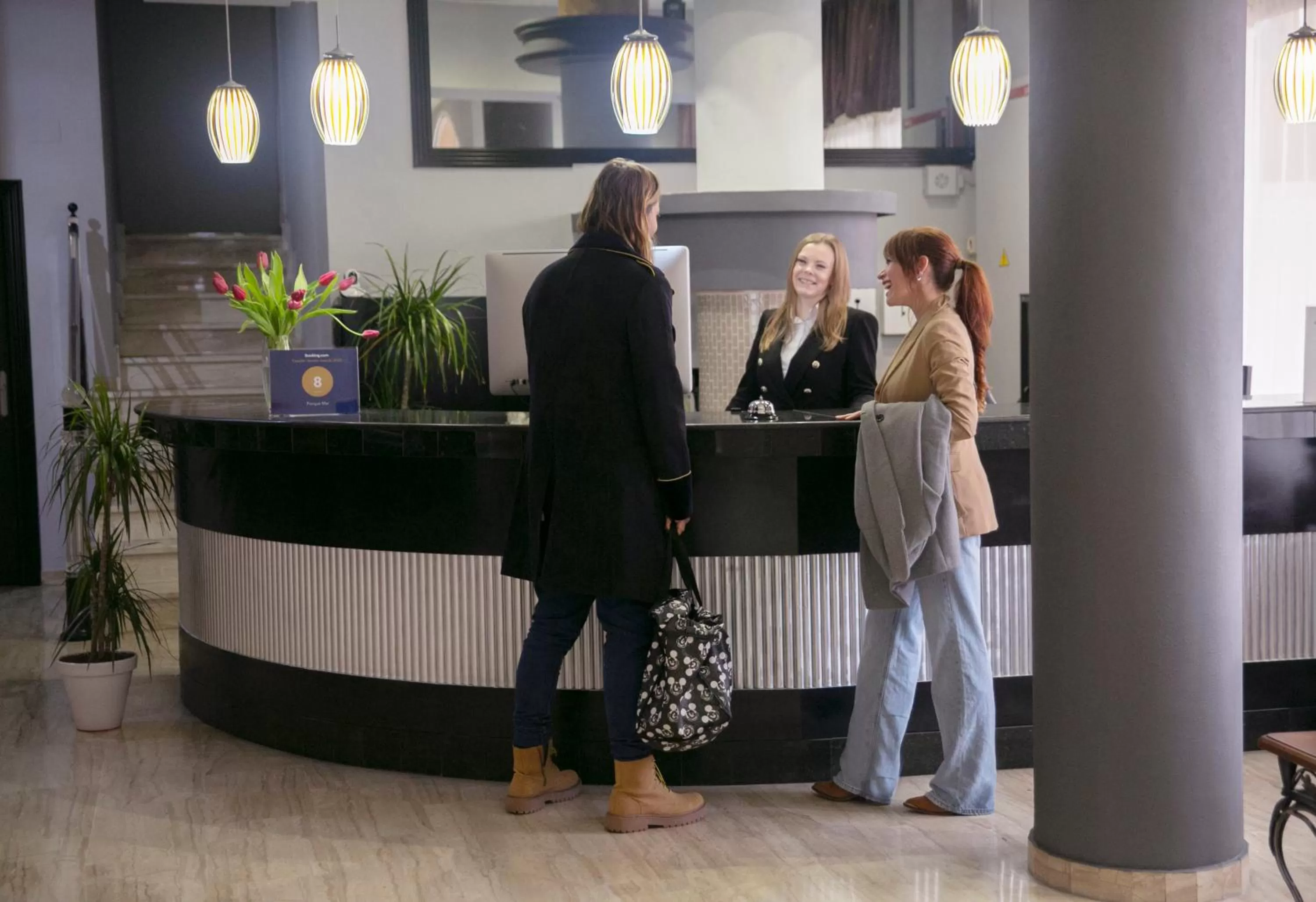 Lobby or reception in Hotel ParqueMar