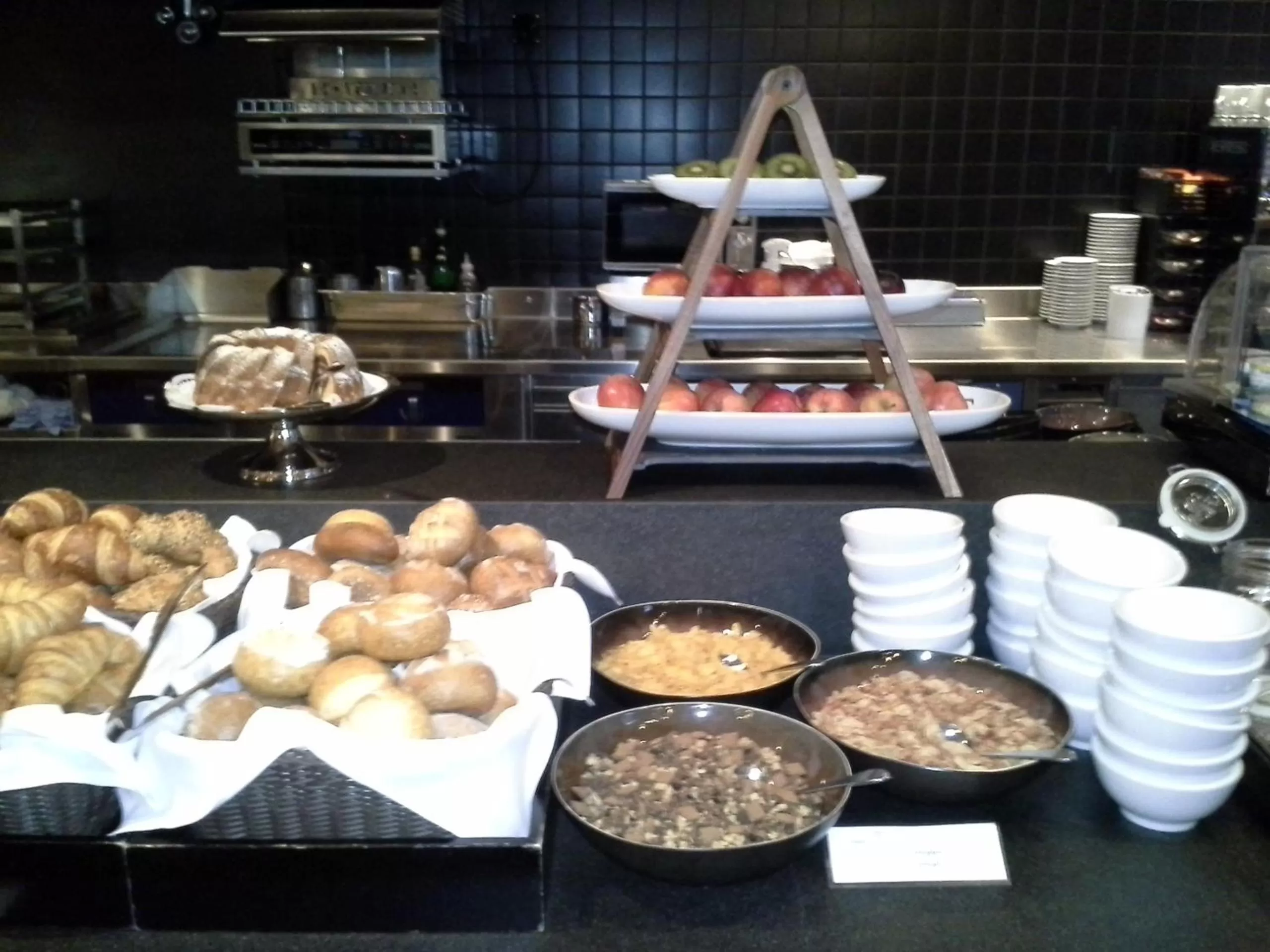 Breakfast in Morosani Posthotel