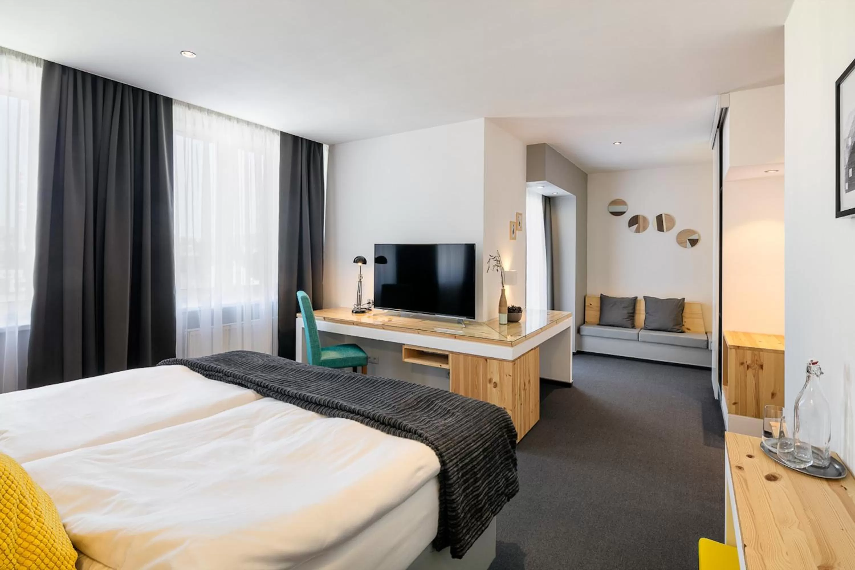 TV and multimedia, Bed in Pytloun Grand Hotel Imperial