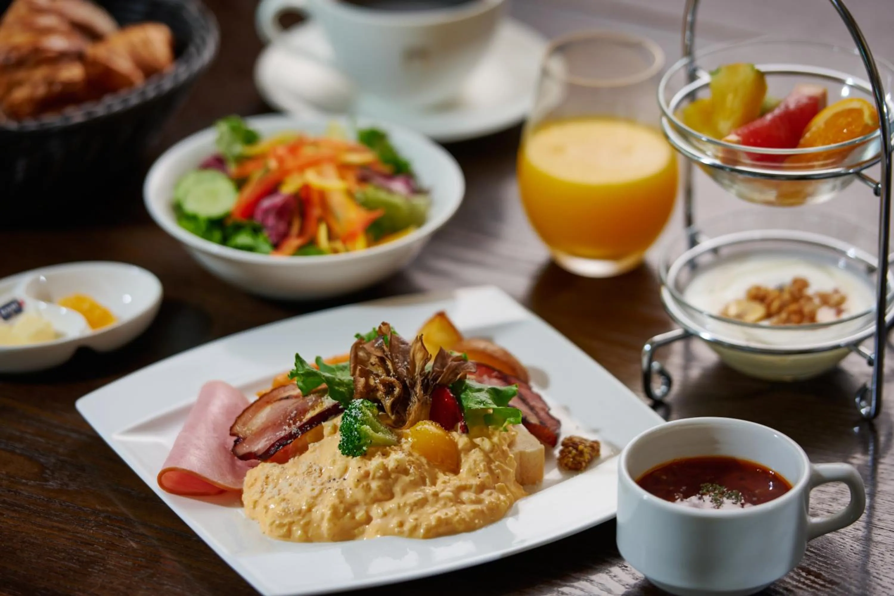 Breakfast in The Gate Hotel Kaminarimon by Hulic