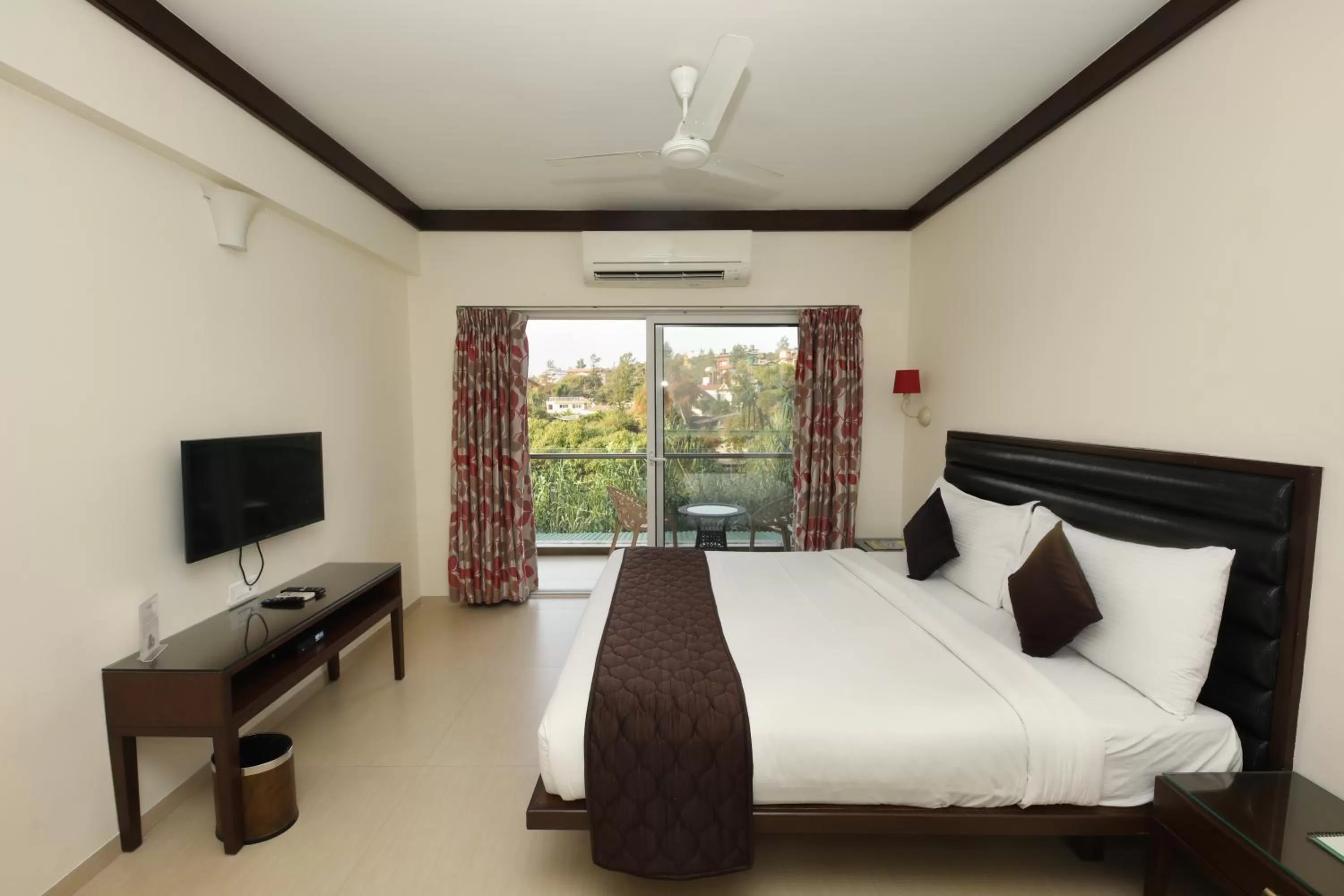 TV and multimedia in Bella Vista Mahabaleshwar