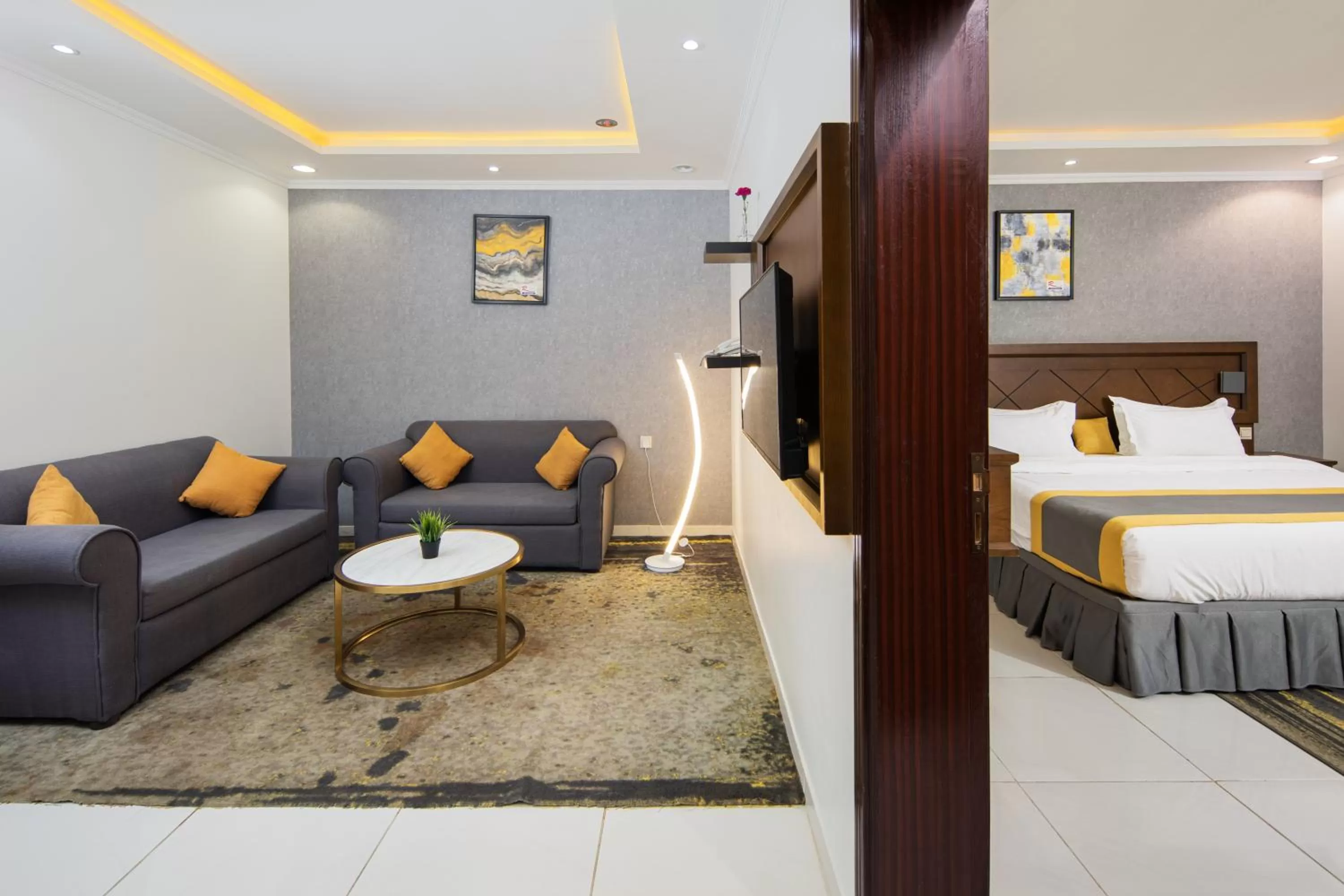 Photo of the whole room, Bed in Mirada Purple Al Waha - Serviced Apartments