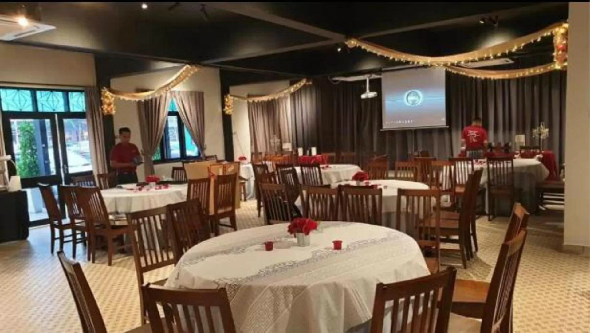 THE WOOD BOUTIQUE HOTEL