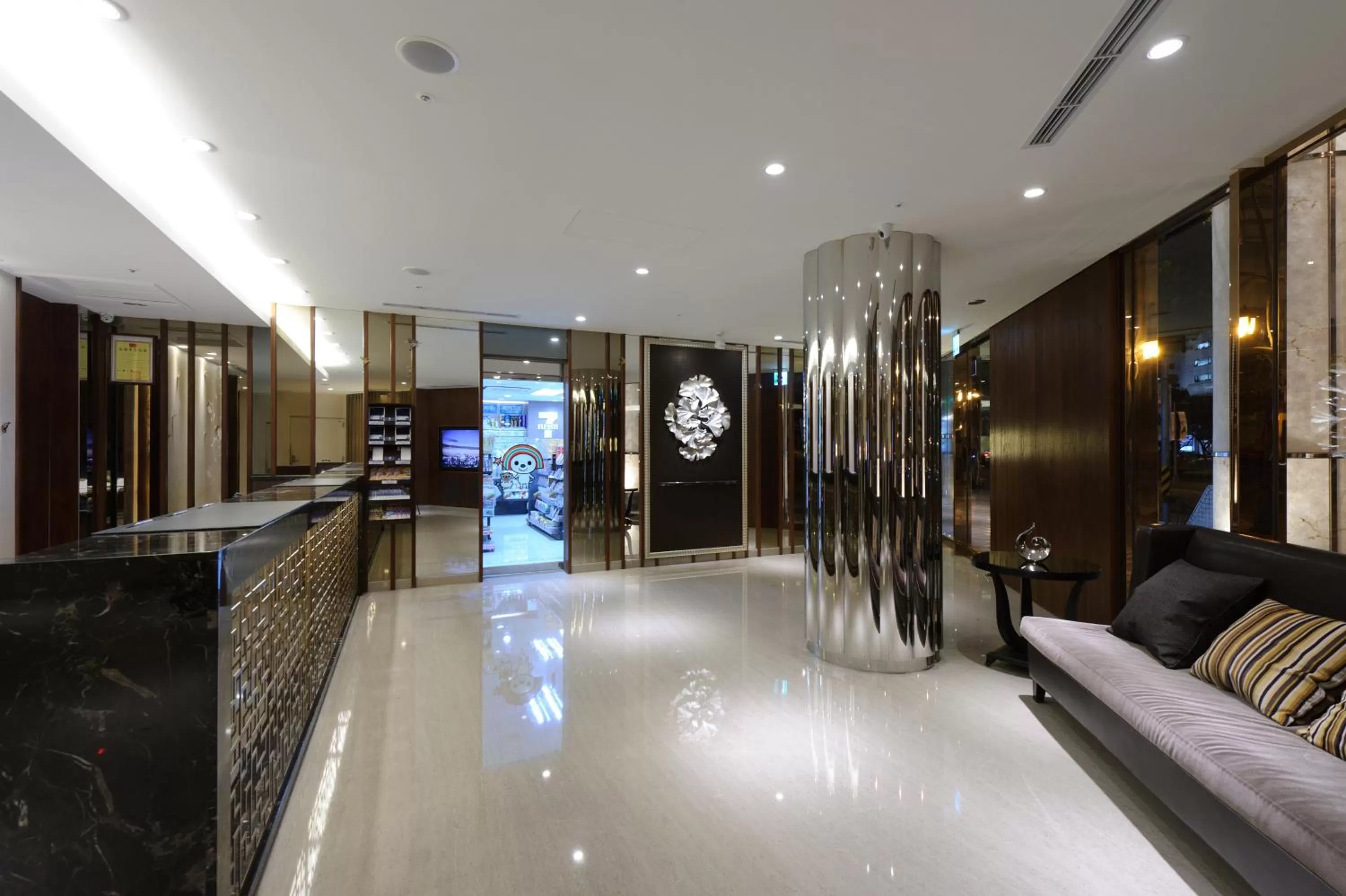 Lobby or reception in K Hotel Taipei Dunnan