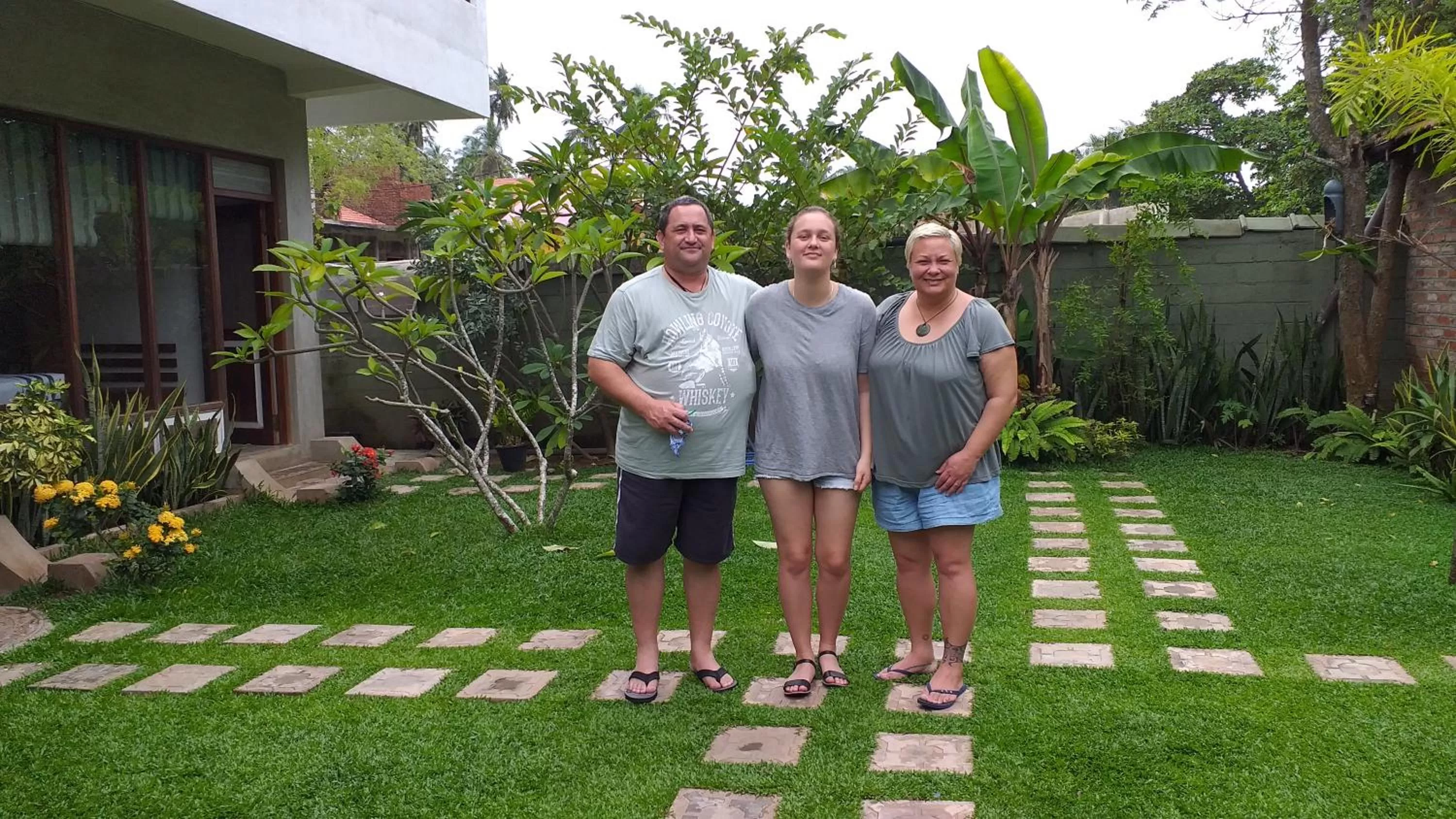 Family in Green Wood Villa Negombo