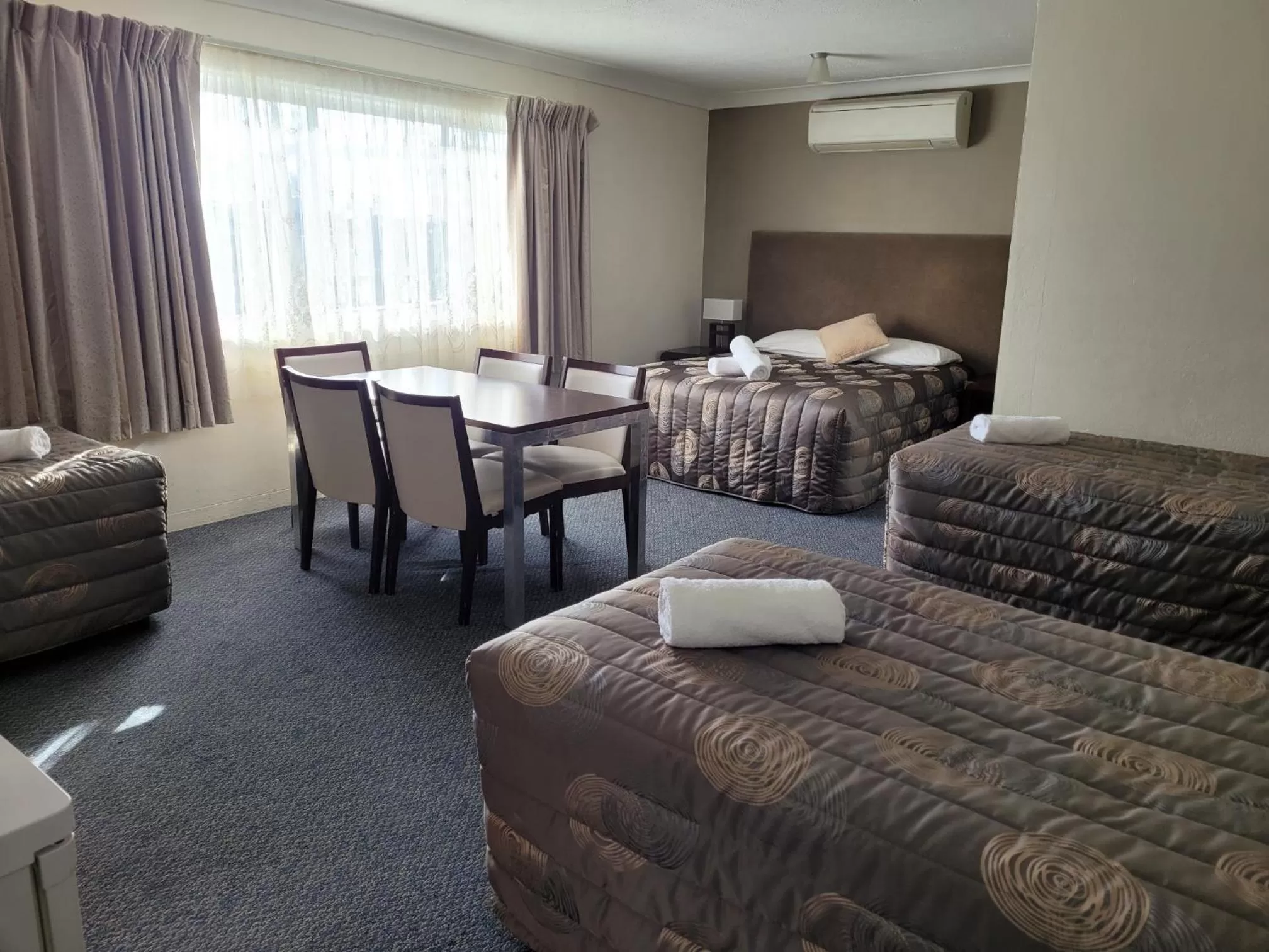 Bed in Titania Motel