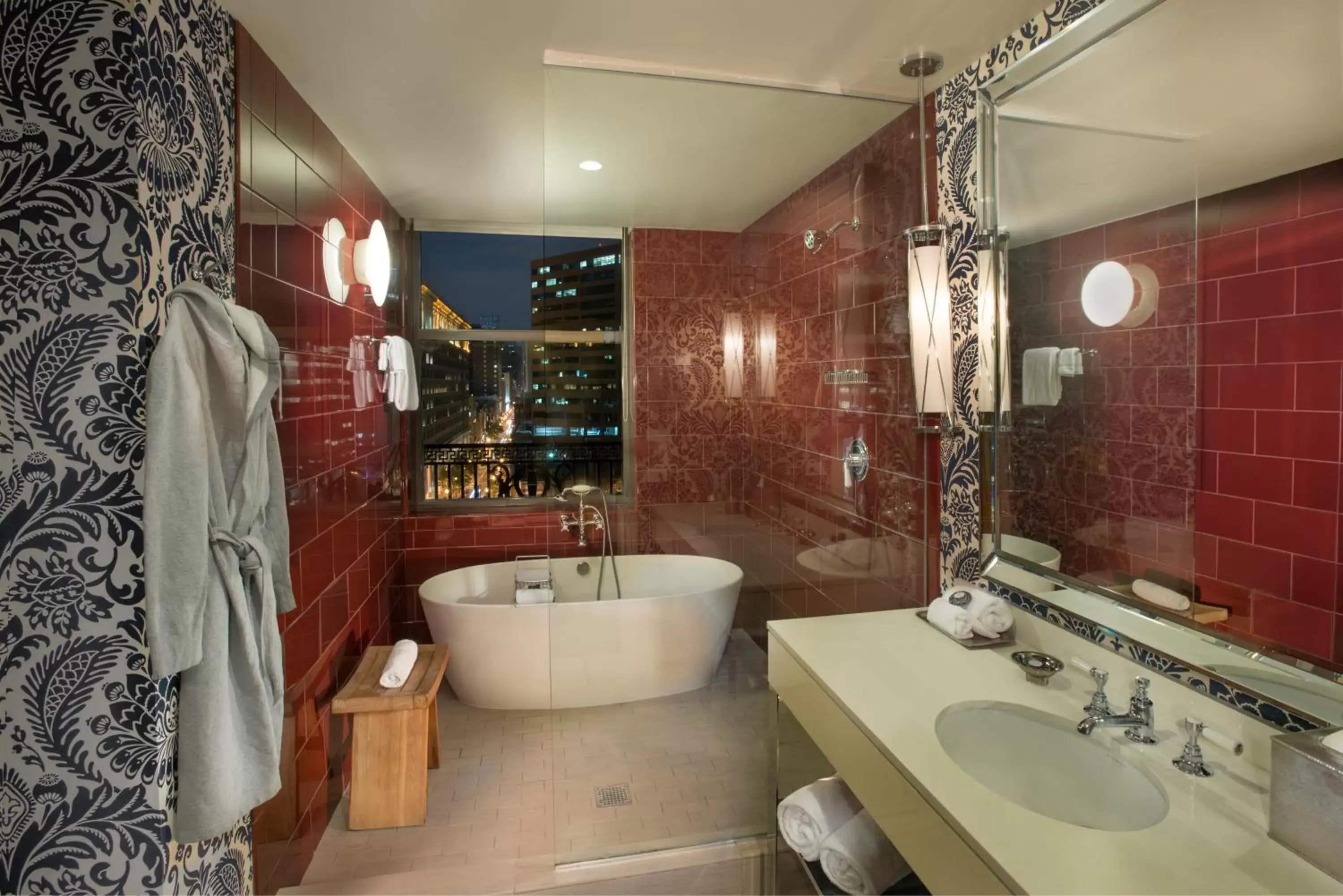 Premium King Room with Bath and View in Kimpton Hotel Monaco Philadelphia, an IHG Hotel Premium King Room with Bath and View in Kimpton Hotel Monaco Philadelphia, an IHG Hotel