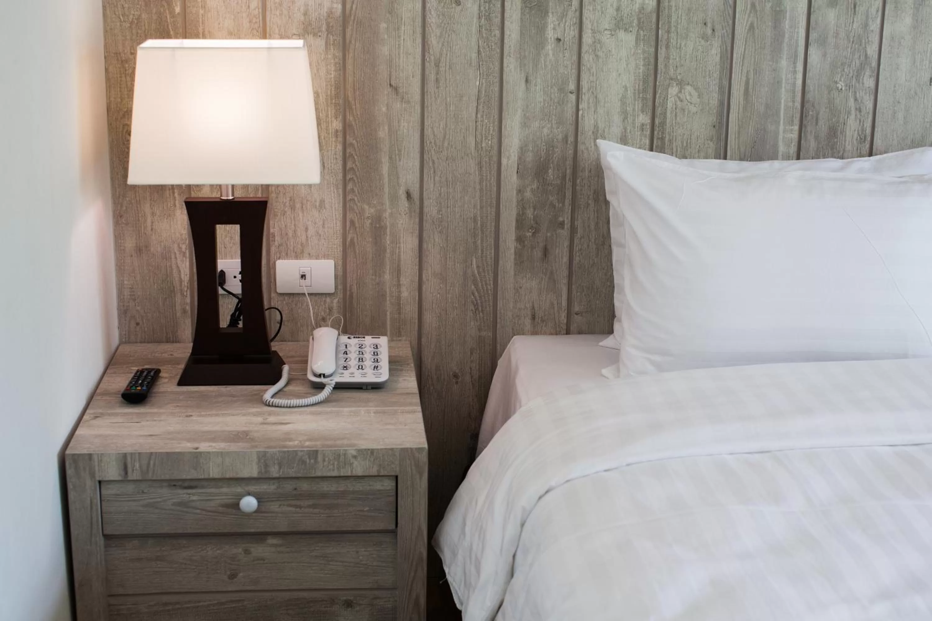 Decorative detail, Bed in Anchan Laguna Hotel โรงแรมอัญชันลากูน่า