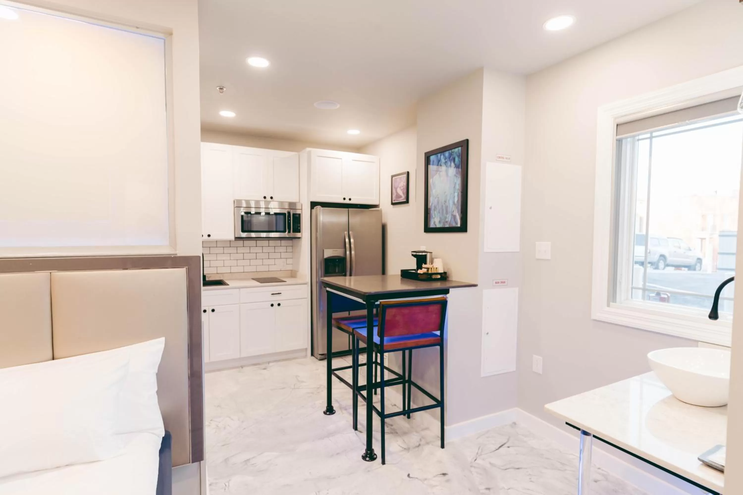 River Sirens Hotel-Contactless Check in Hotel