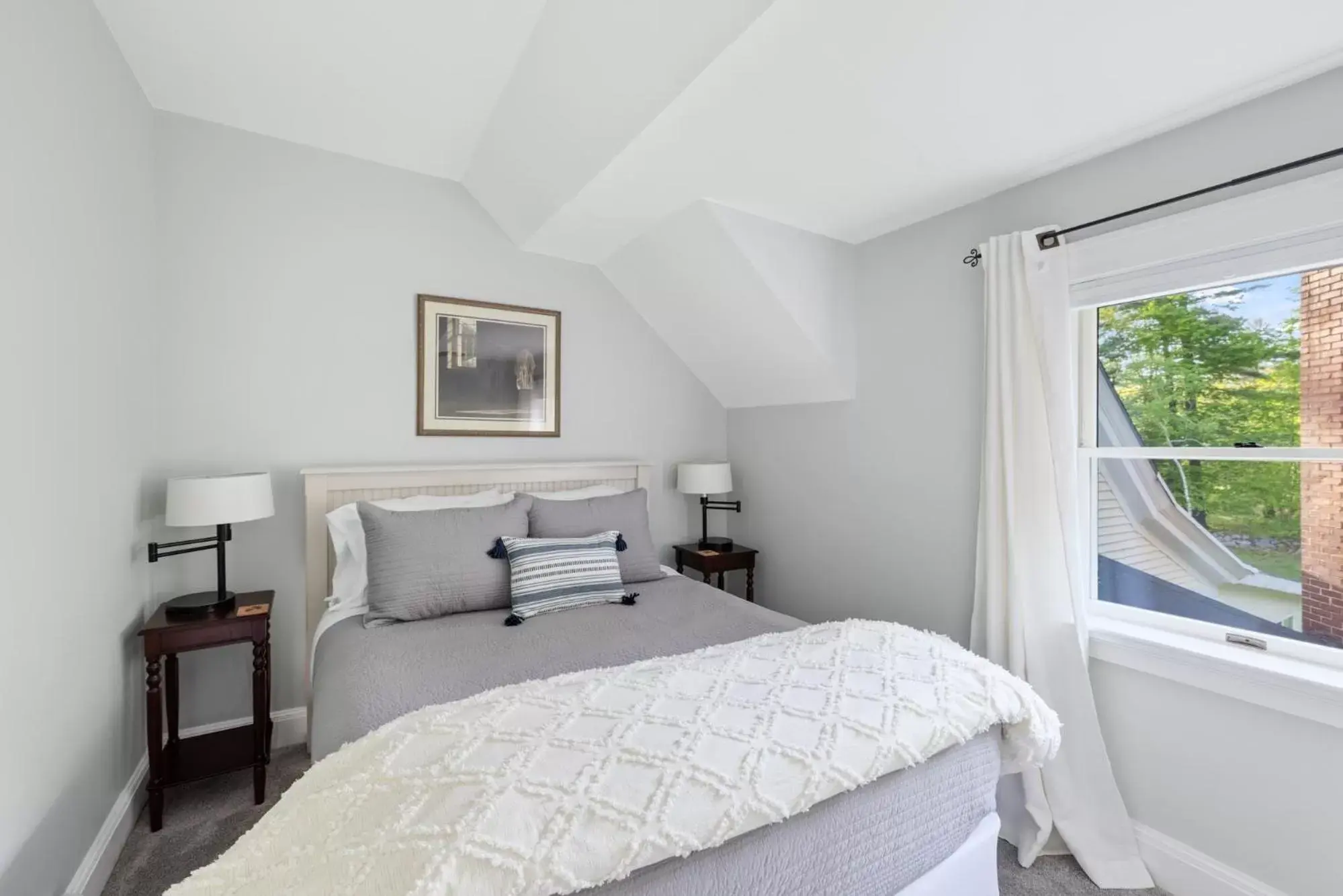 Deluxe Suite with Spa Bath in Noble House Inn Deluxe Suite with Spa Bath in Noble House Inn