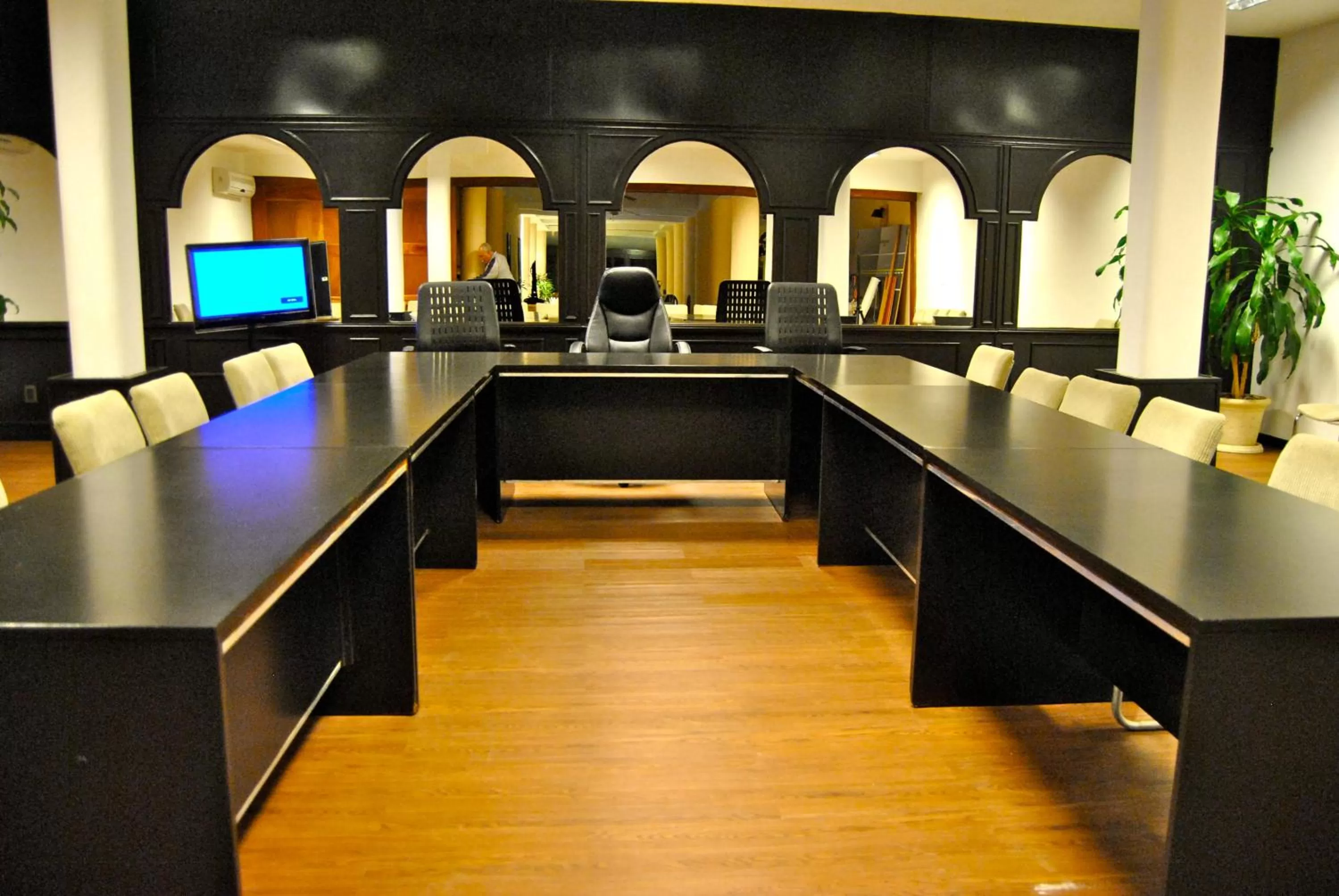 Business facilities in Hotel Iberia