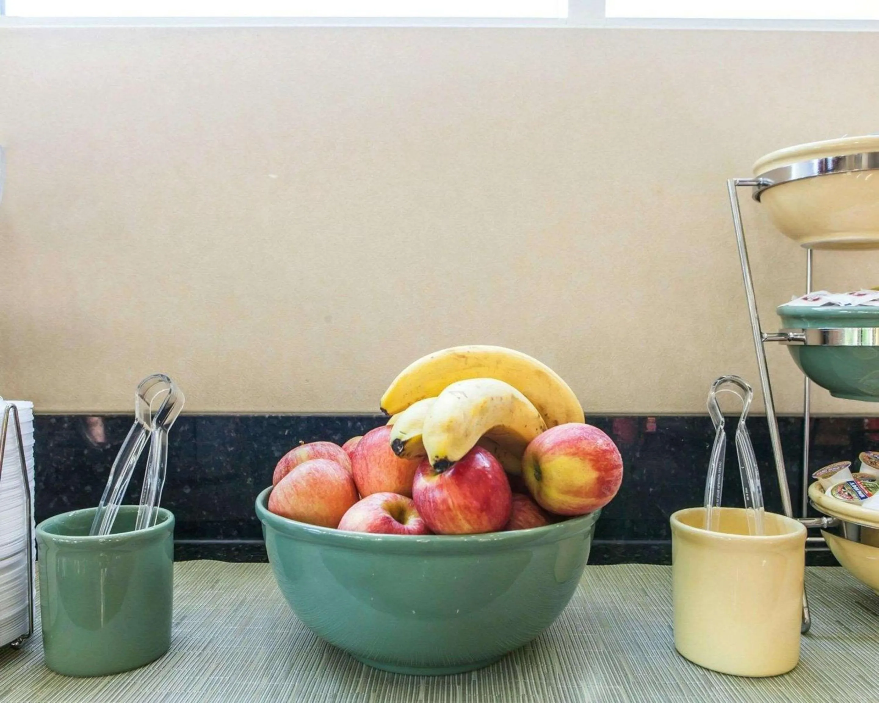 Restaurant/places to eat in Quality Inn & Suites Cartersville North