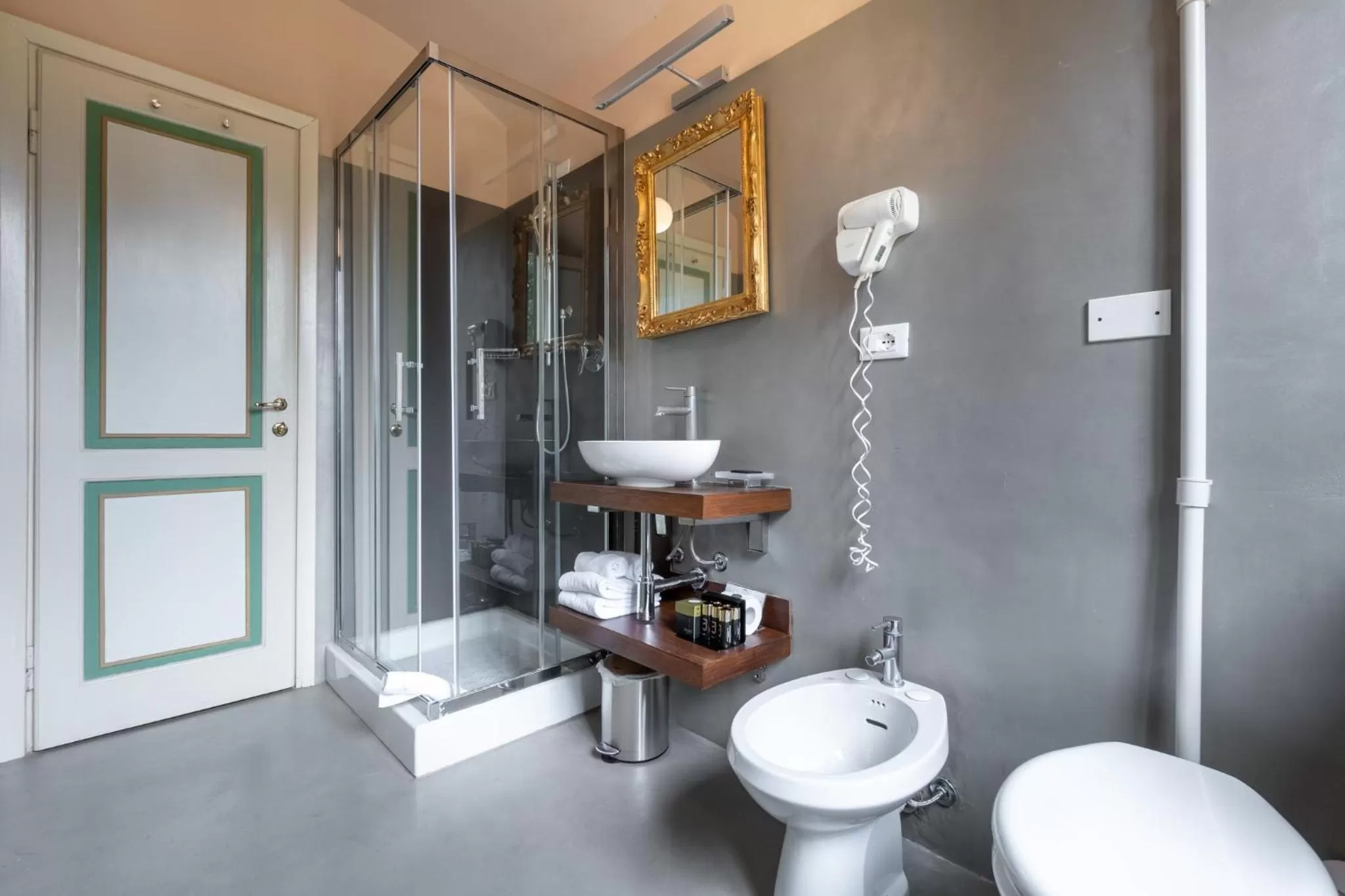 Shower in Art Hotel Villa Agape - Place of Charme