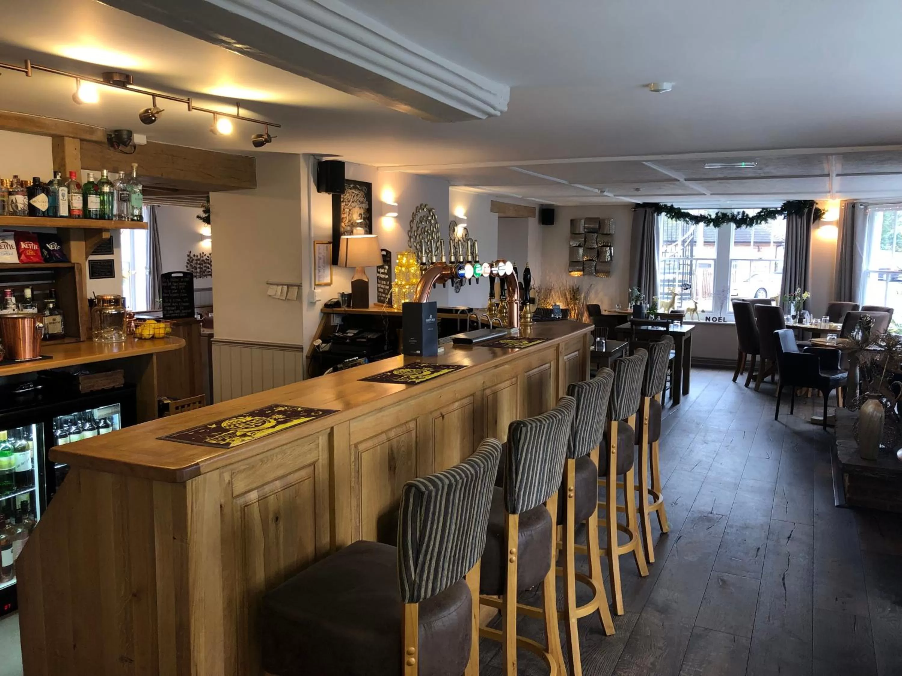 Lounge or bar, Restaurant/Places to Eat in The Ship Inn