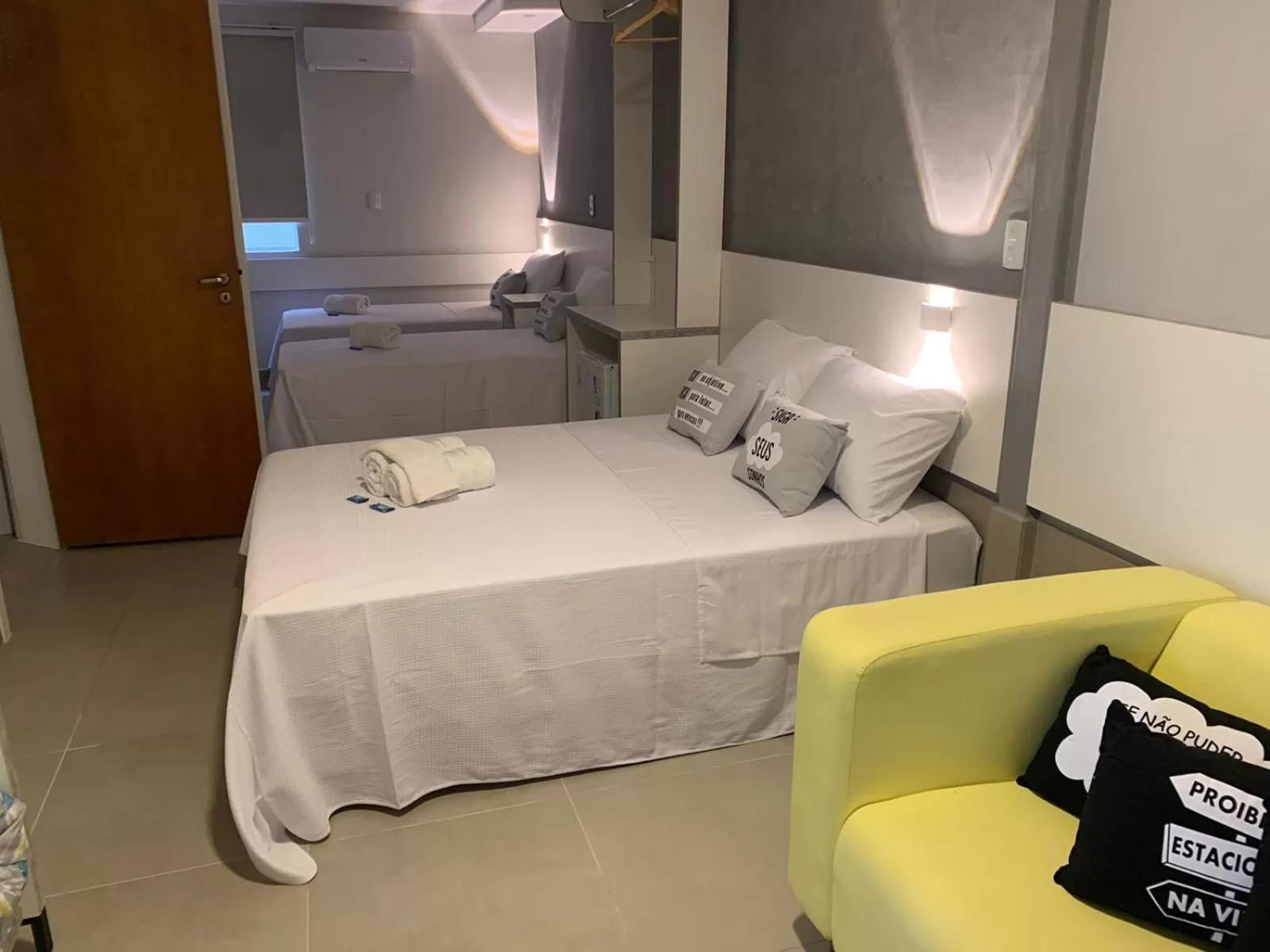 Bed in Hotel Dois Irmãos