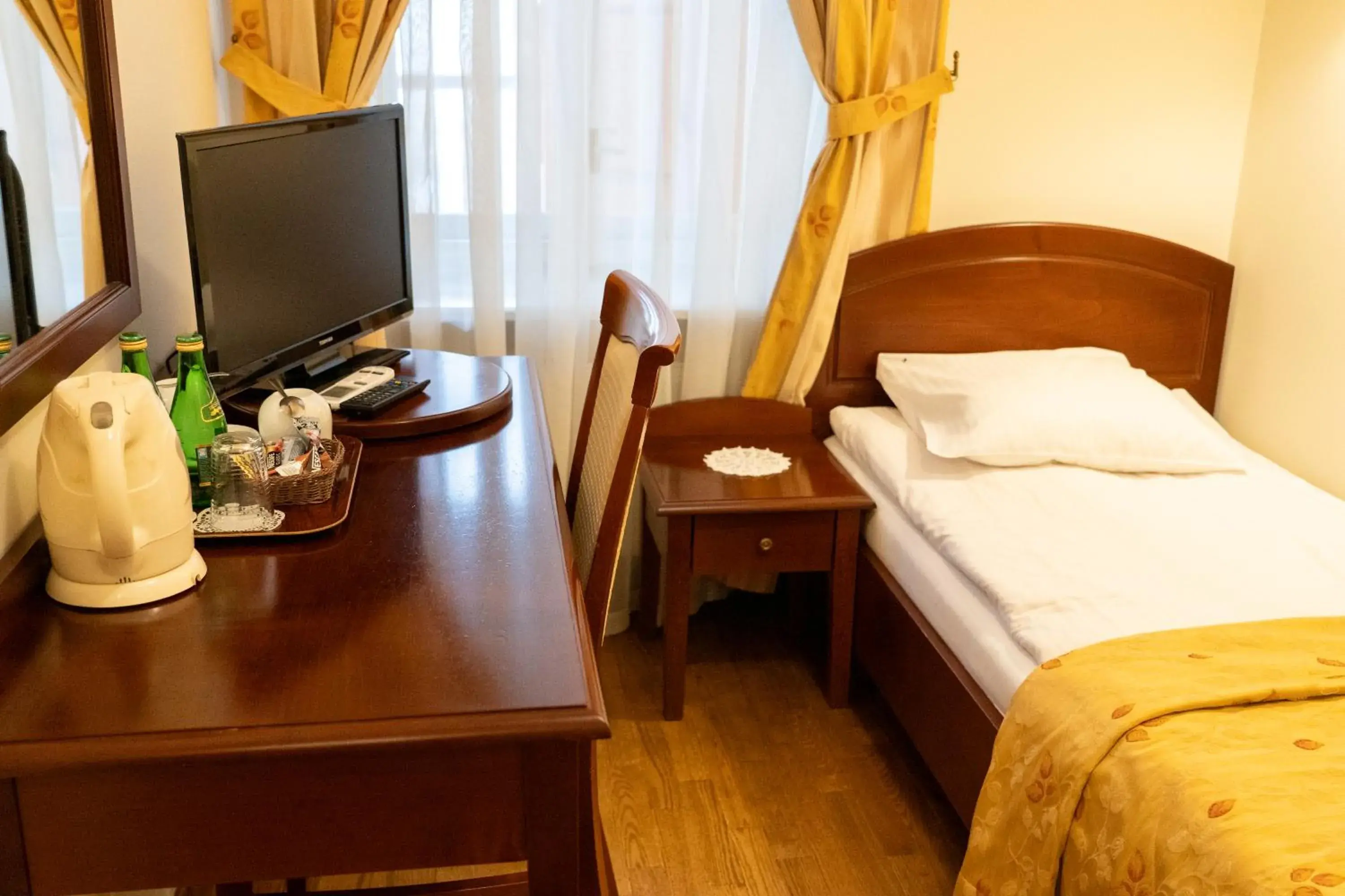 Twin Room in Aparthotel Karmel Twin Room in Aparthotel Karmel