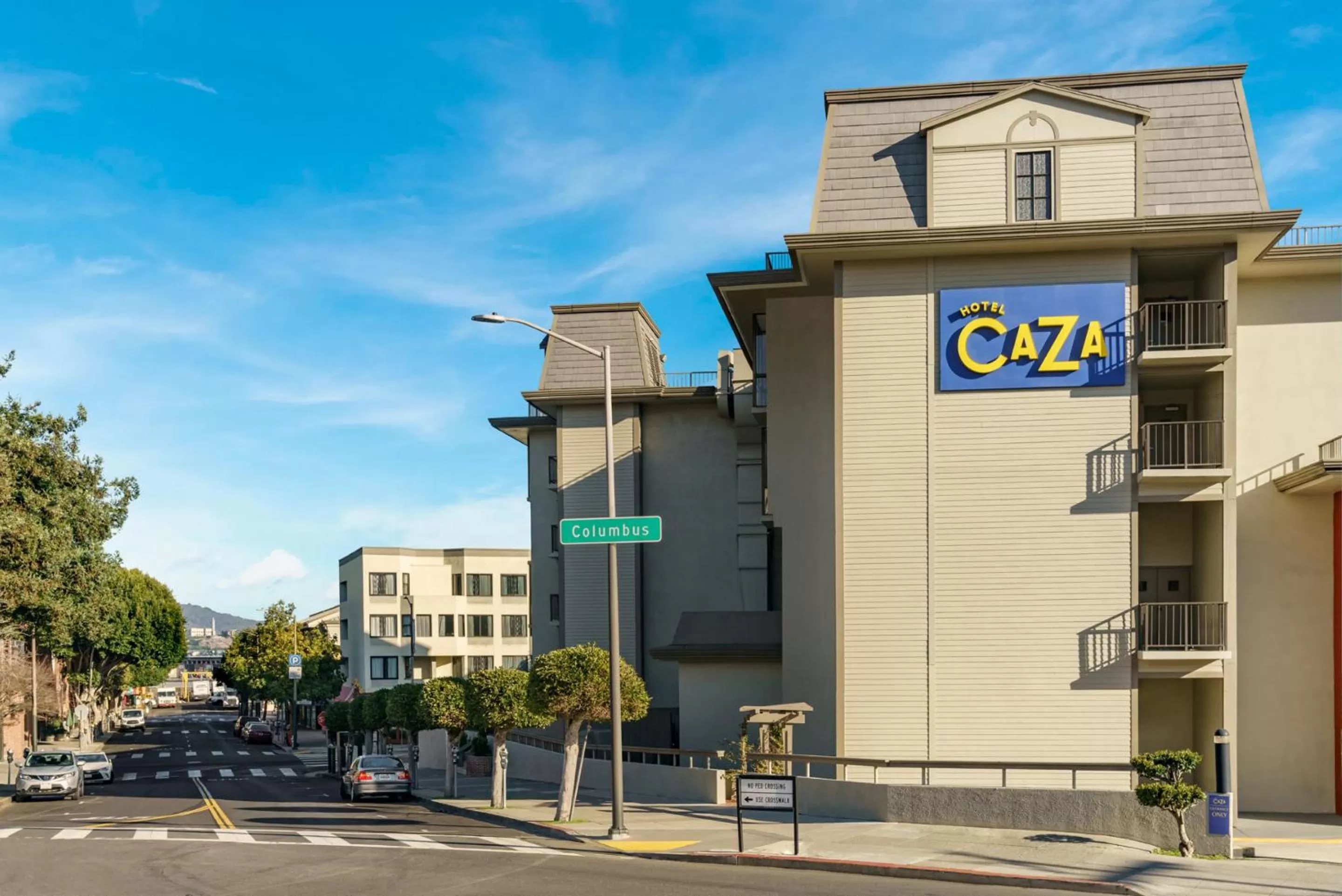 Property building in Hotel Caza Fisherman's Wharf