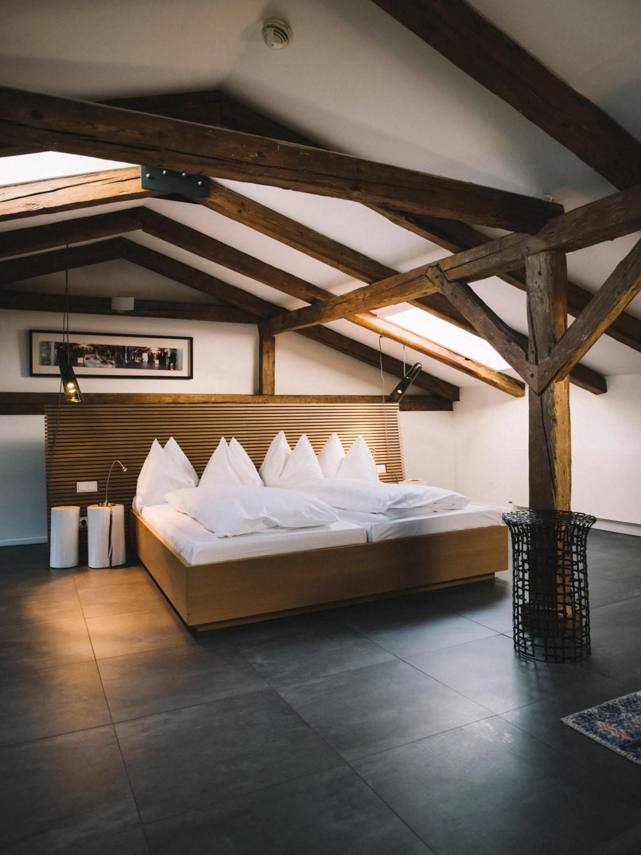 Bedroom, Bed in artHotel Blaue Gans