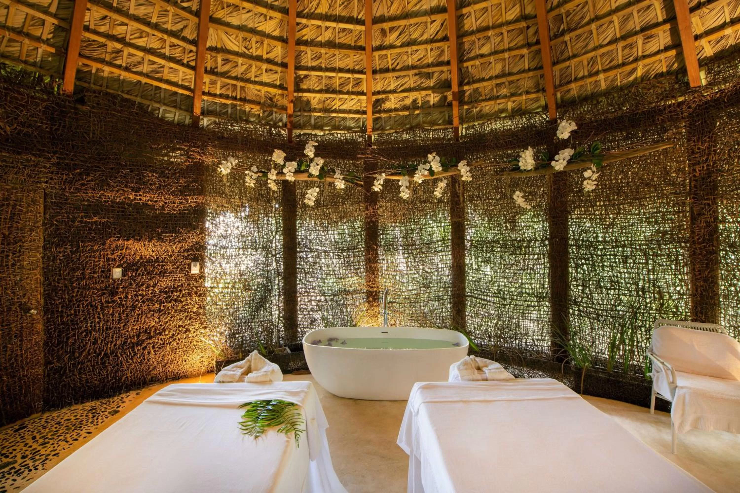 Spa and wellness centre/facilities in Viva V Samana by Wyndham, A Trademark Adults All Inclusive