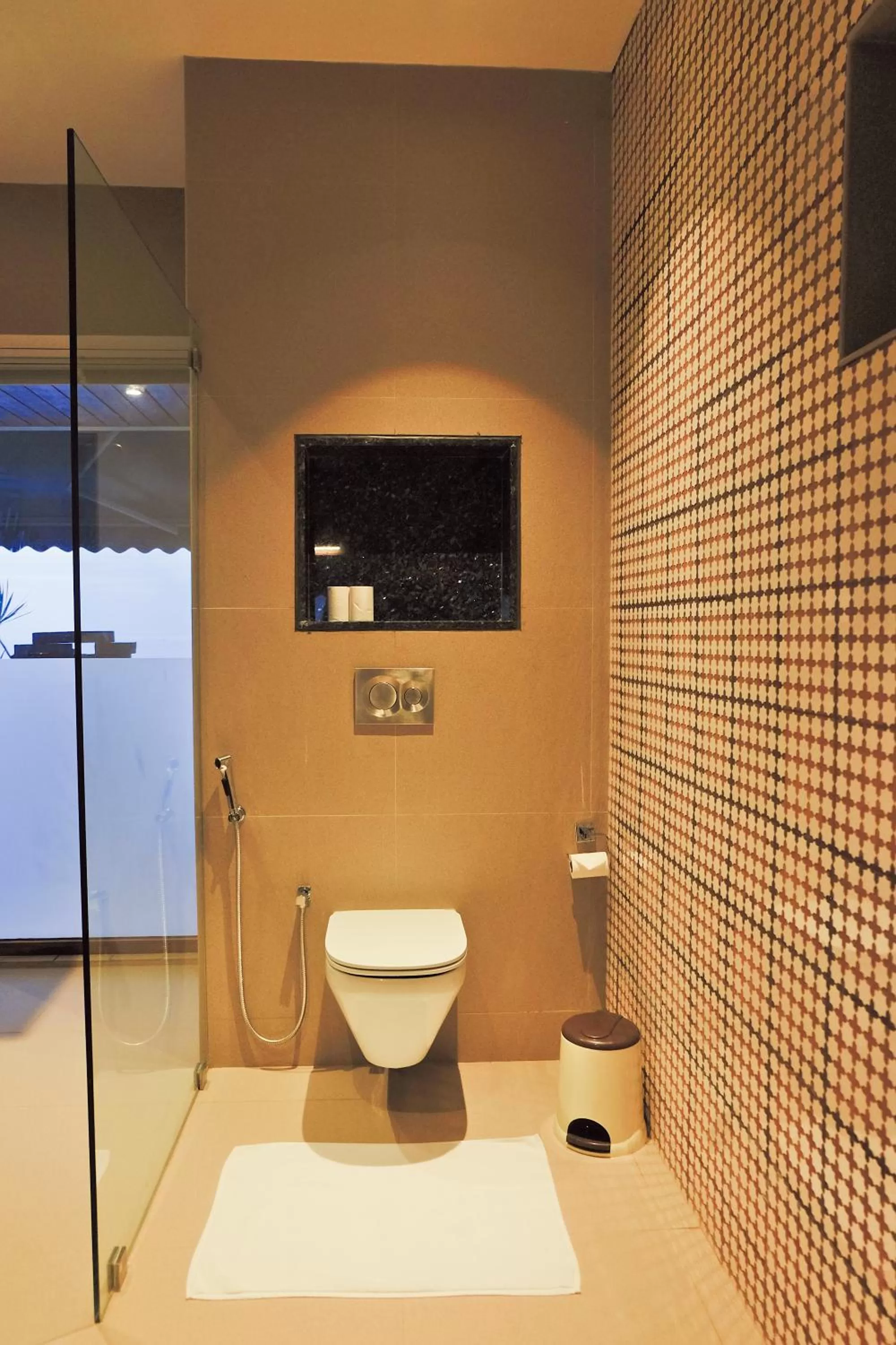 Bathroom in Rockholm at the Light House Beach