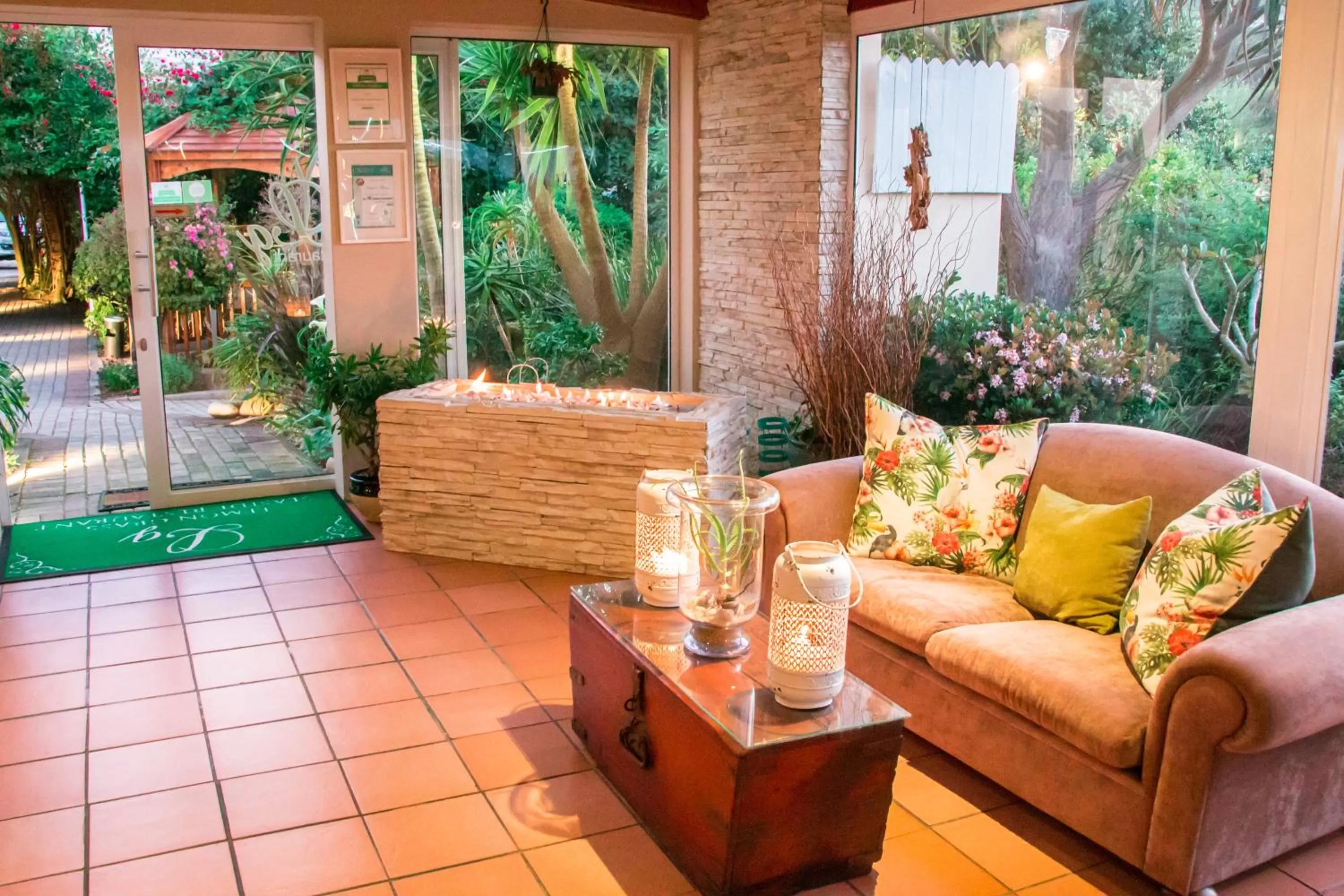 Lobby or reception in Milkwood Manor on Sea