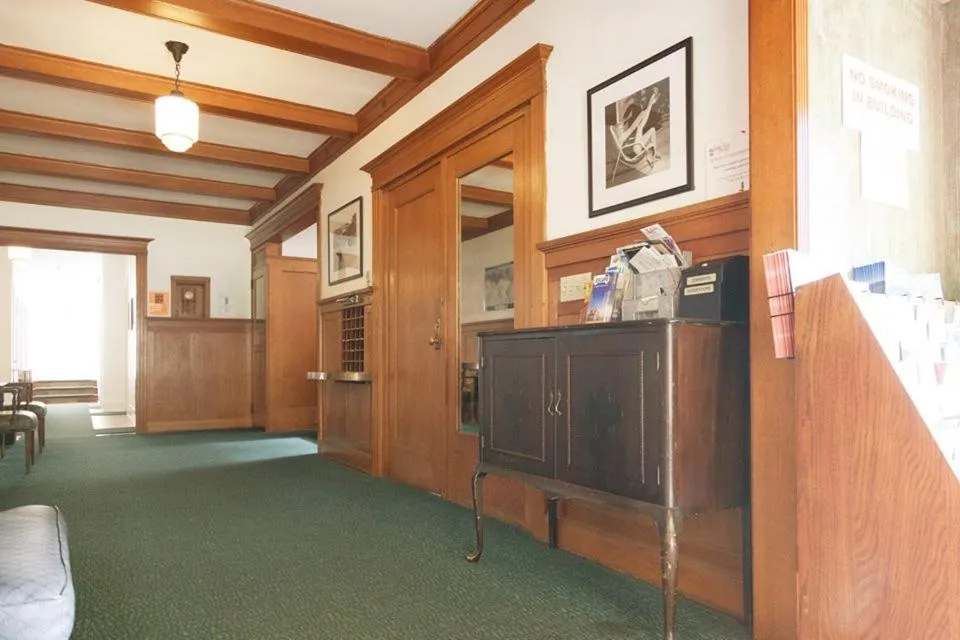 Area and facilities in Orange Drive Hostel