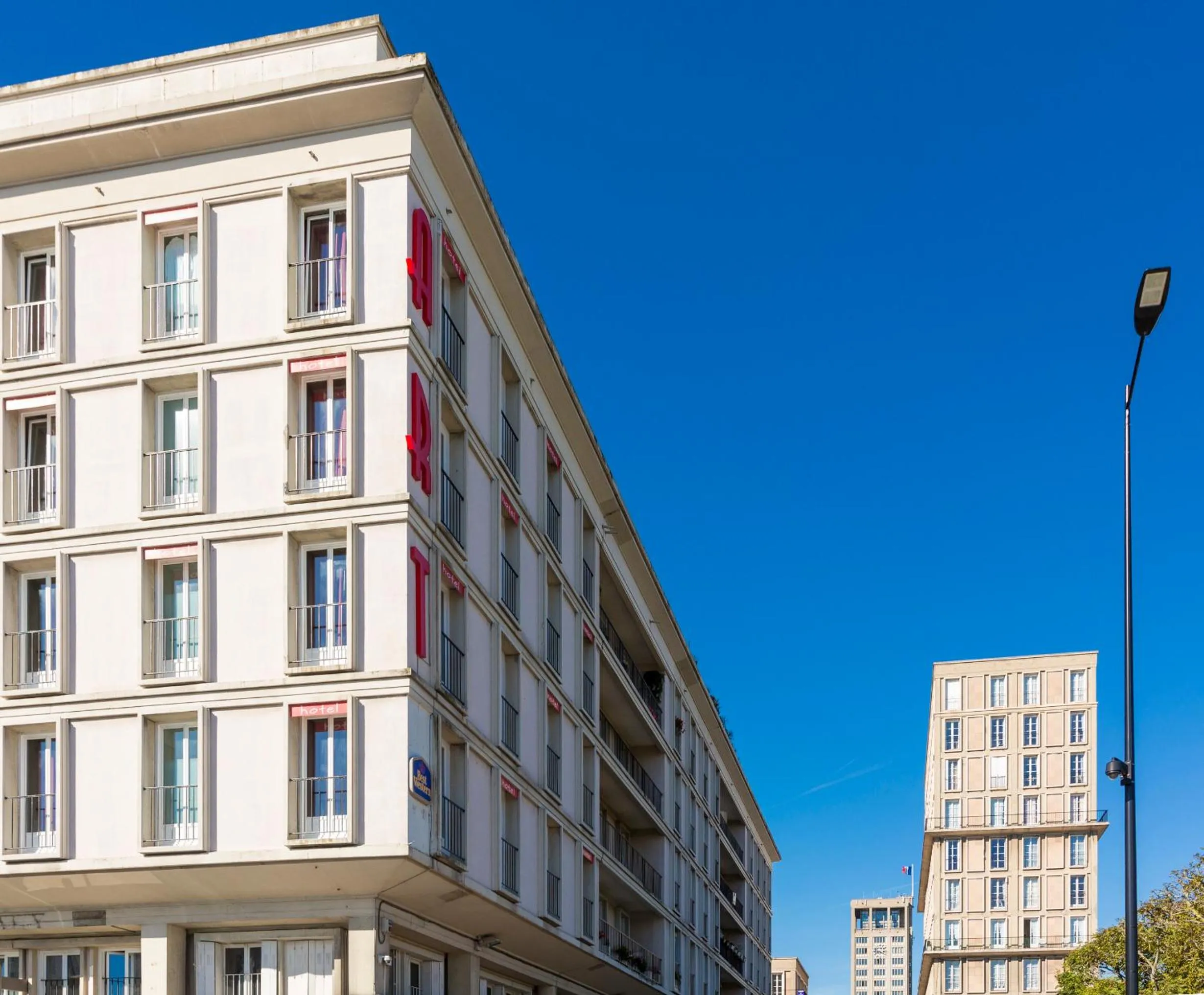 Nearby landmark in Best Western ARThotel