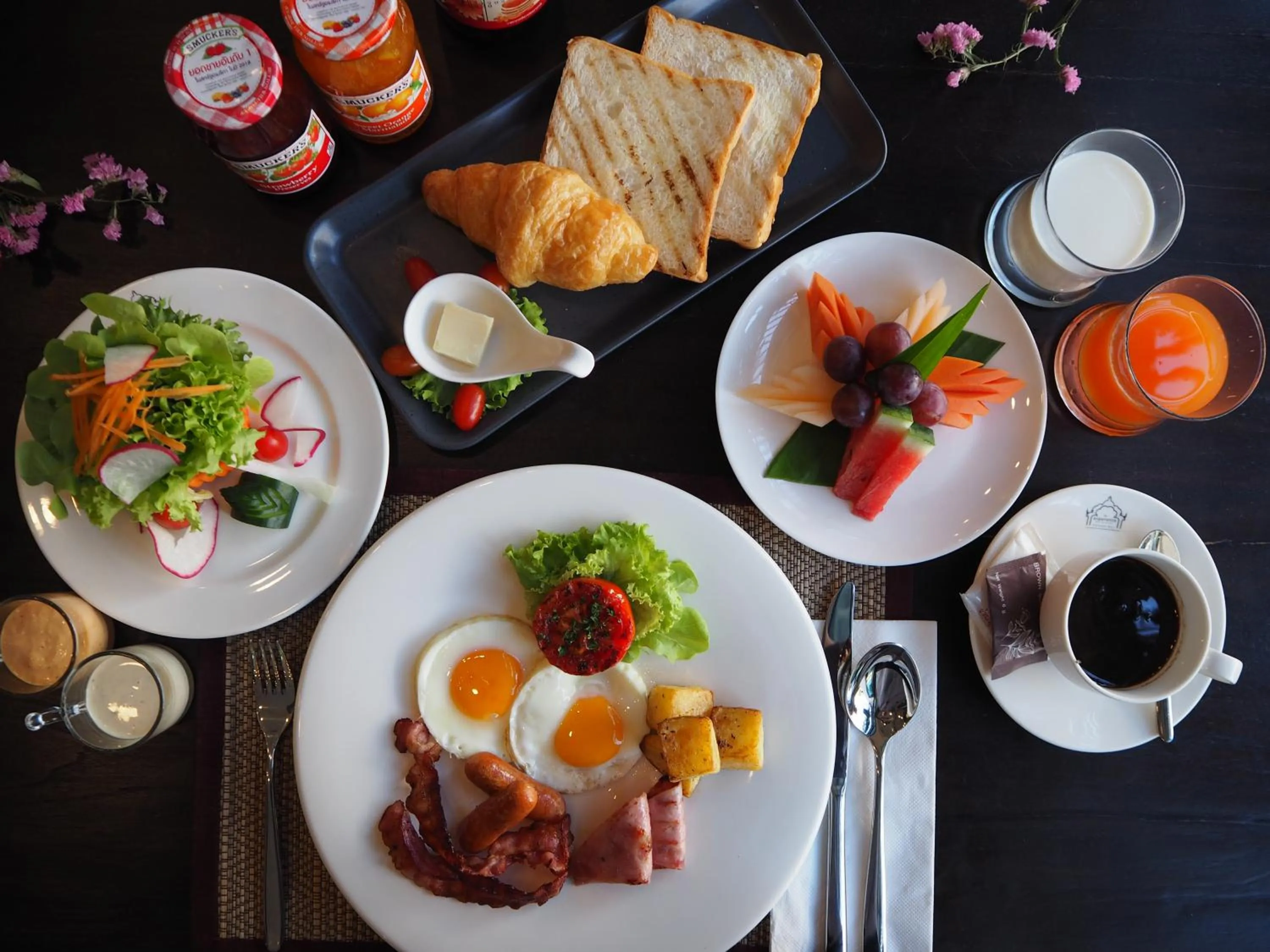 Continental breakfast in The Experience Walking Street Chiang Mai