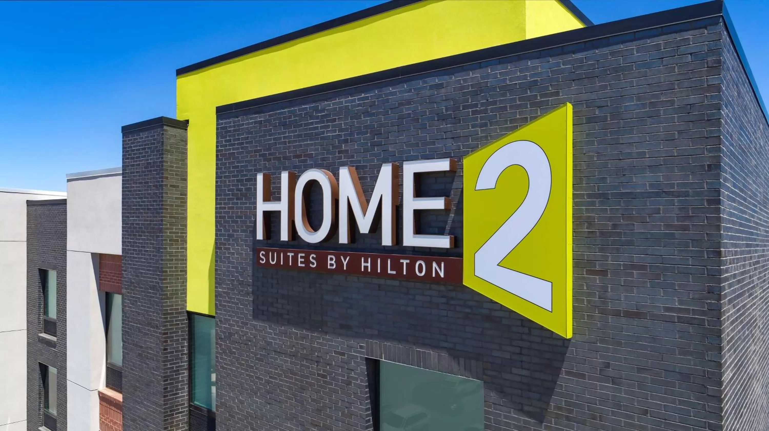 Property building in Home2 Suites by Hilton Omaha I-80 at 72nd Street, NE